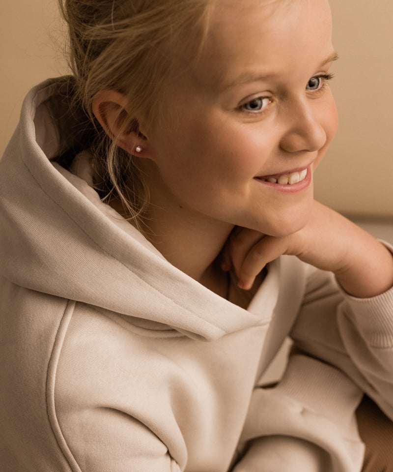 Blomdahl Örhängen MP 4 mm Crystal 1 par