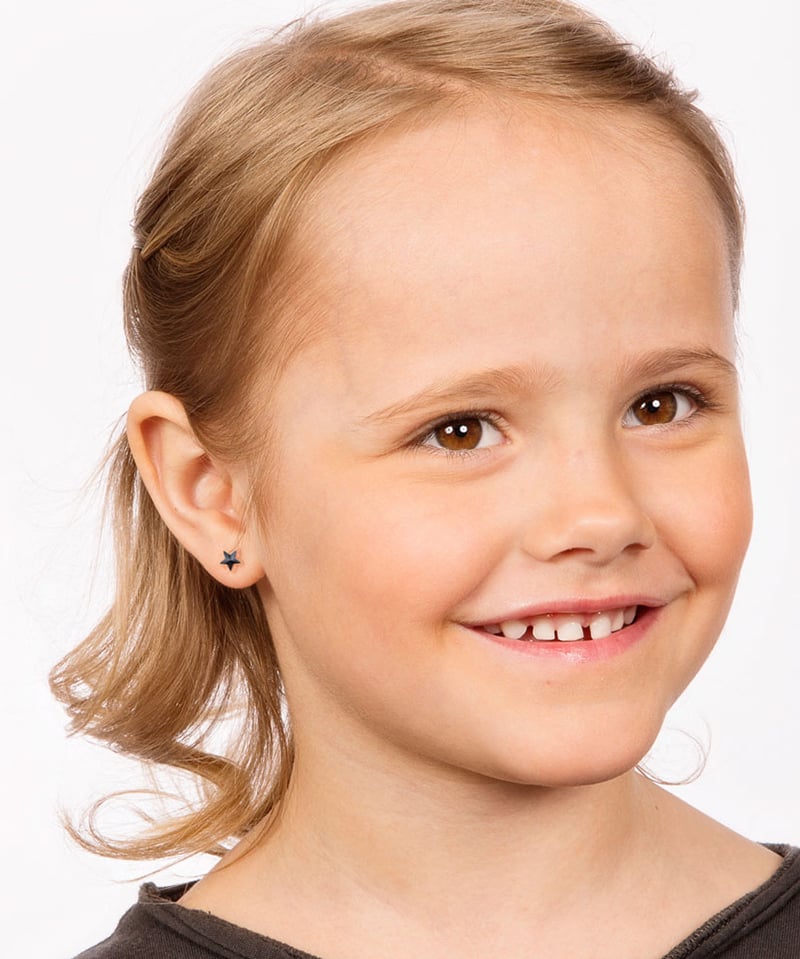 Blomdahl Örhängen MP Star Jet 6 mm 1 par