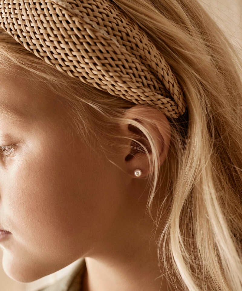 Blomdahl Örhängen NT 5mm Pearl White 1 par