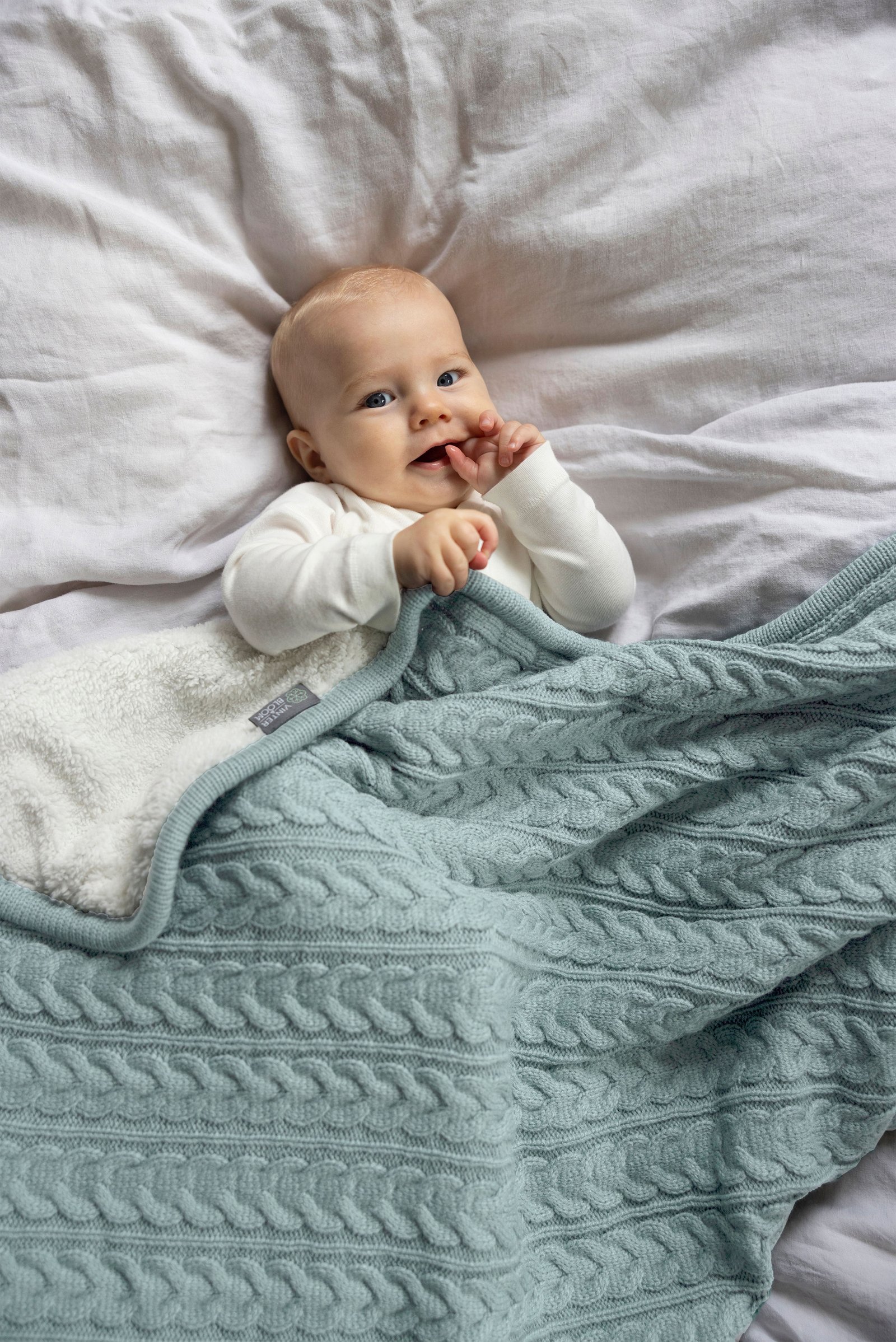 Vinter & Bloom Filt Cuddly Sage Green