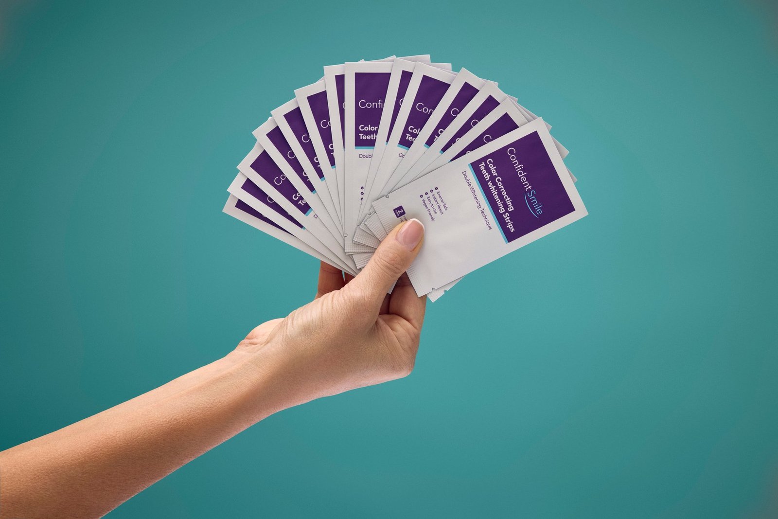 Confident Smile Color Correcting Teeth Whitening Strips 28 st