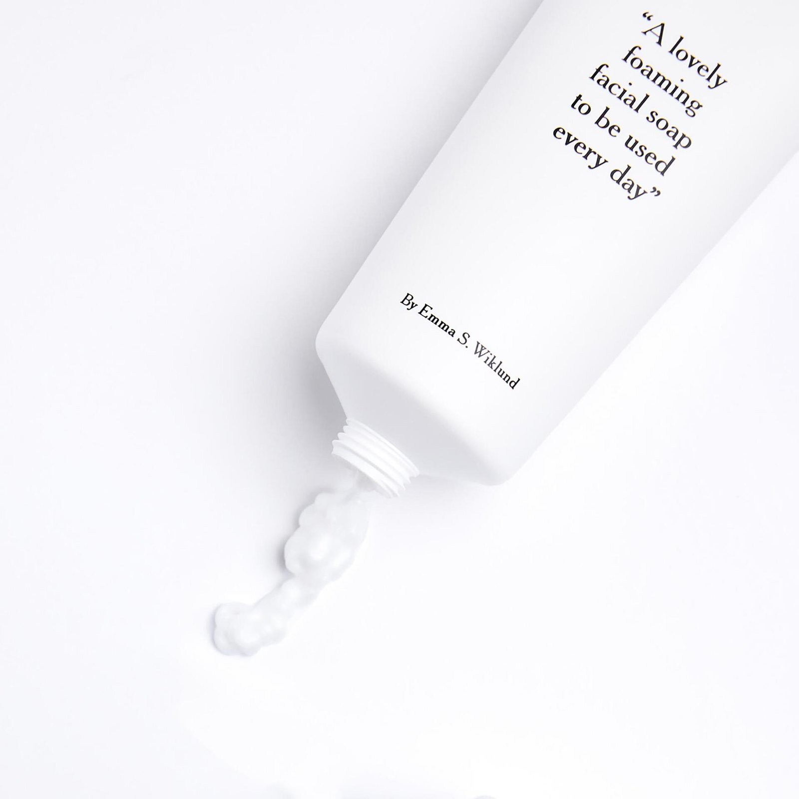 Emma S Cleansing Facial Wash 125 ml