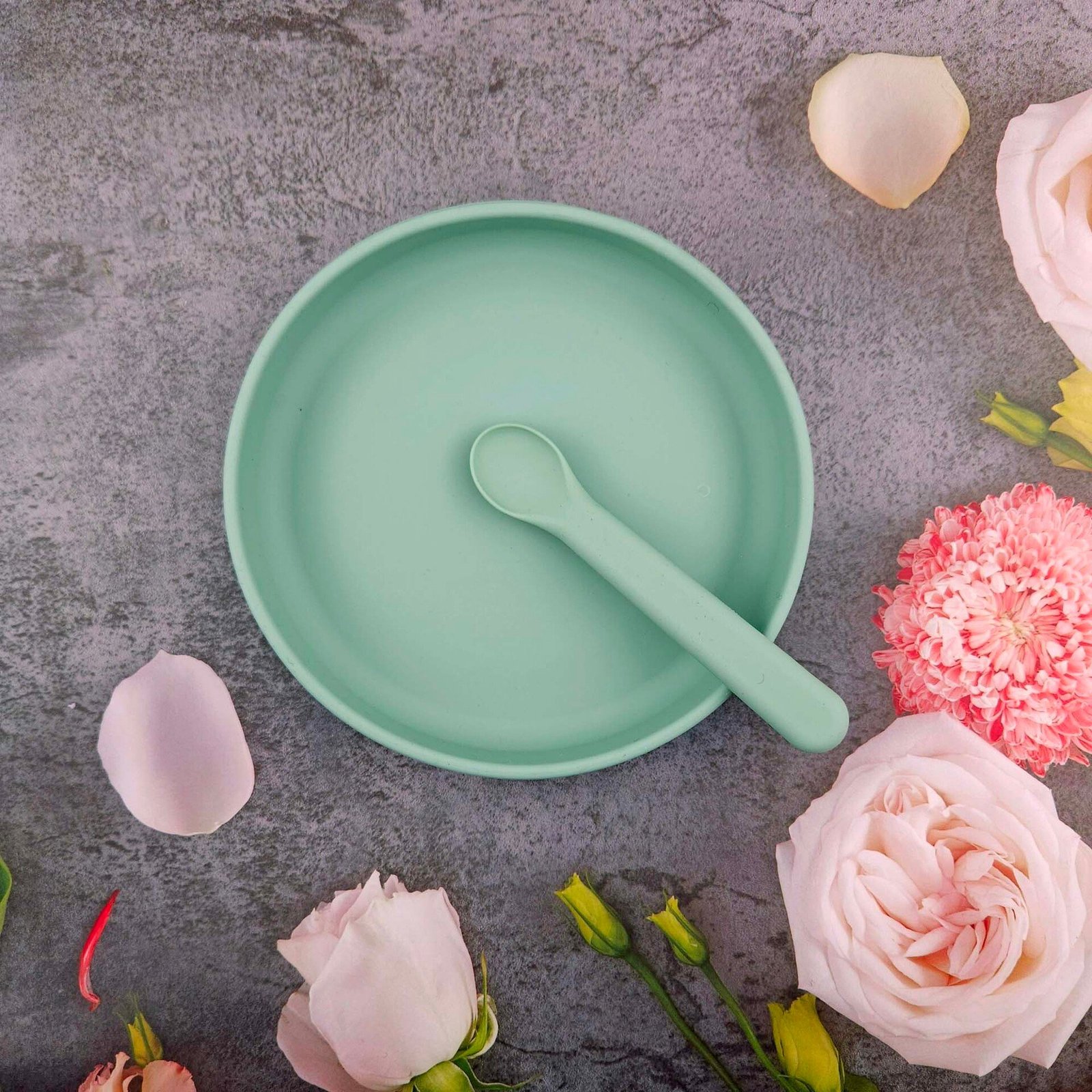 Summerville Tallrik och Sked Silikon Cameo Green