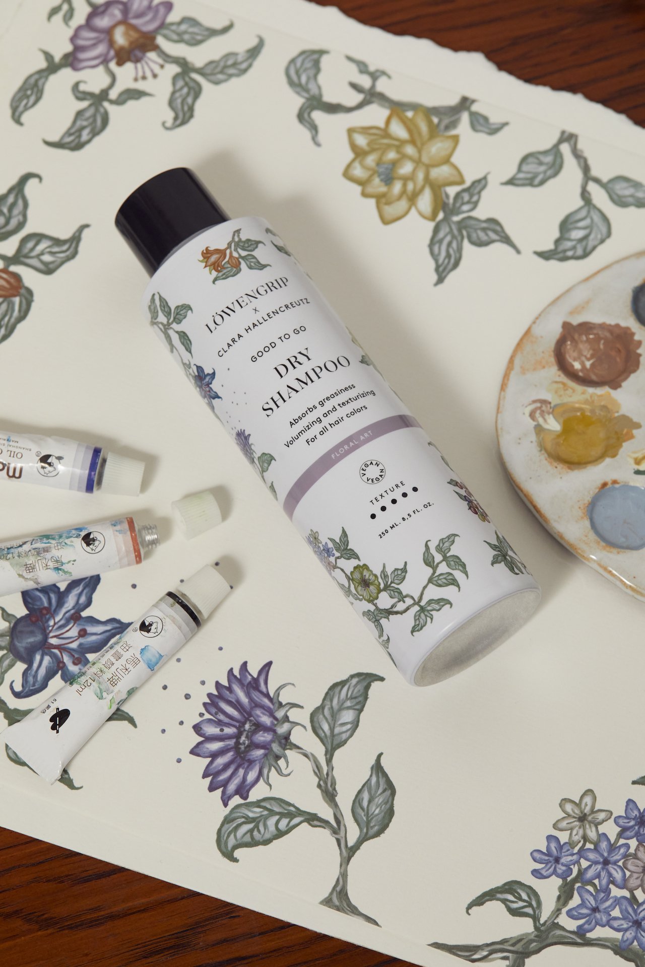 Löwengrip Good To Go Floral Art x Clara Hallencreutz Dry Shampoo 227 ml