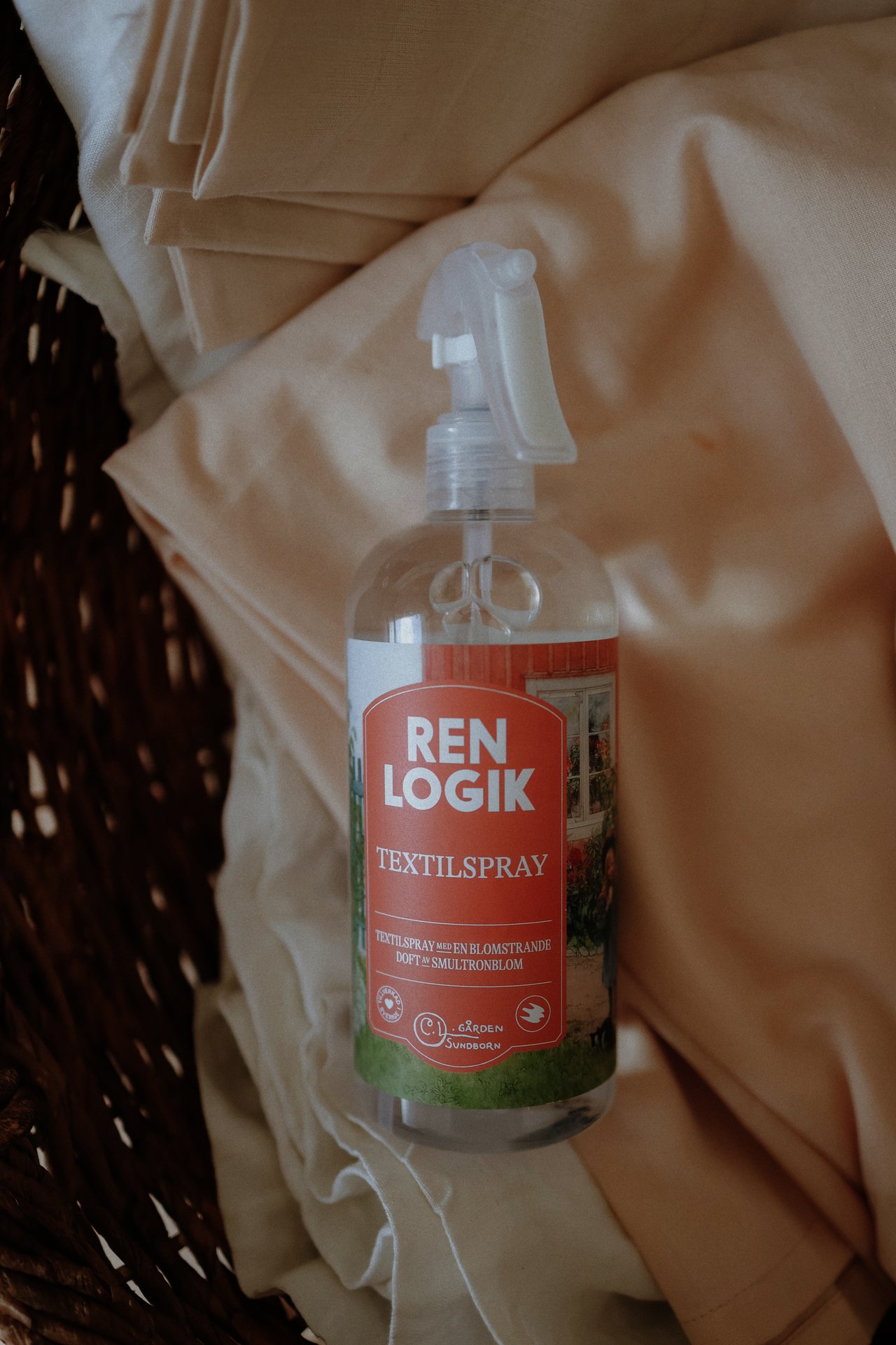 Ren Logik Textilspray Smultronblom 500 ml