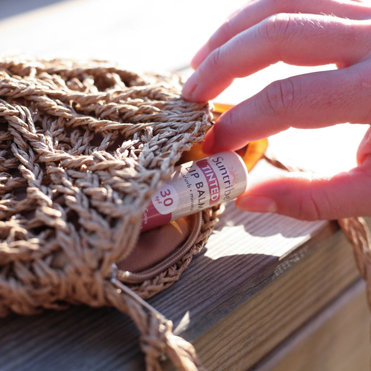 Suntribe Läppbalsam med Naturliga Mineraler Tonad SPF30 5 g