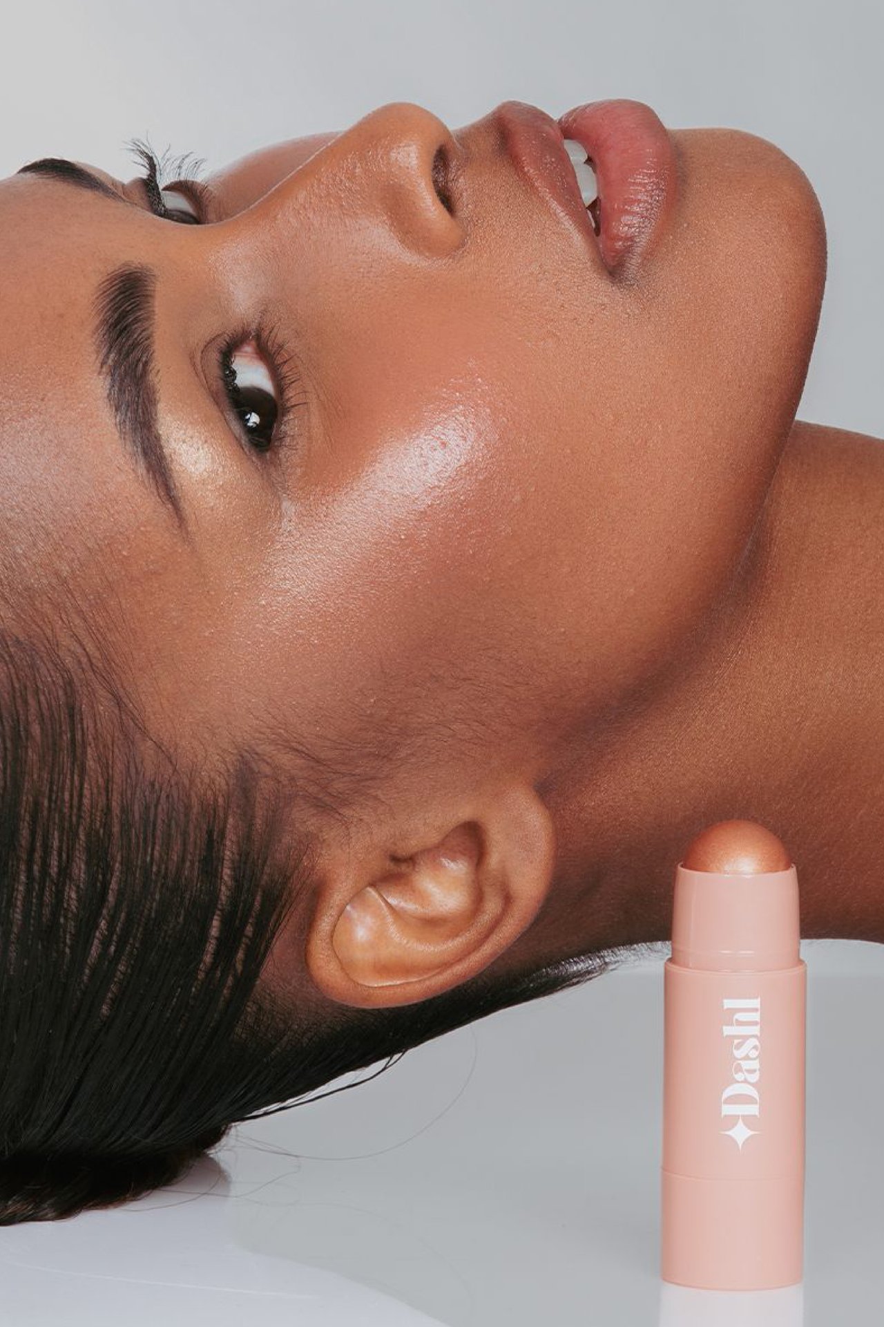 Dashl Glow Obsession Skinstick Glass Glaze 4 g