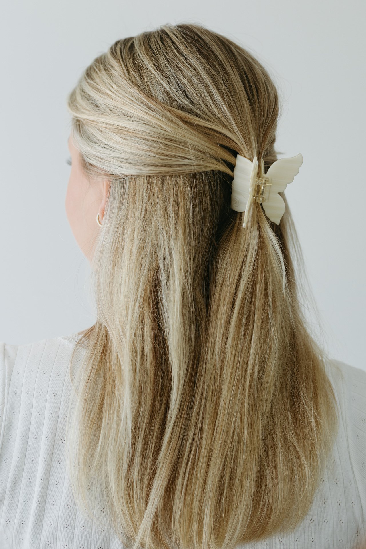 ByBarb Hårklämma Fjäril Vit 1 st