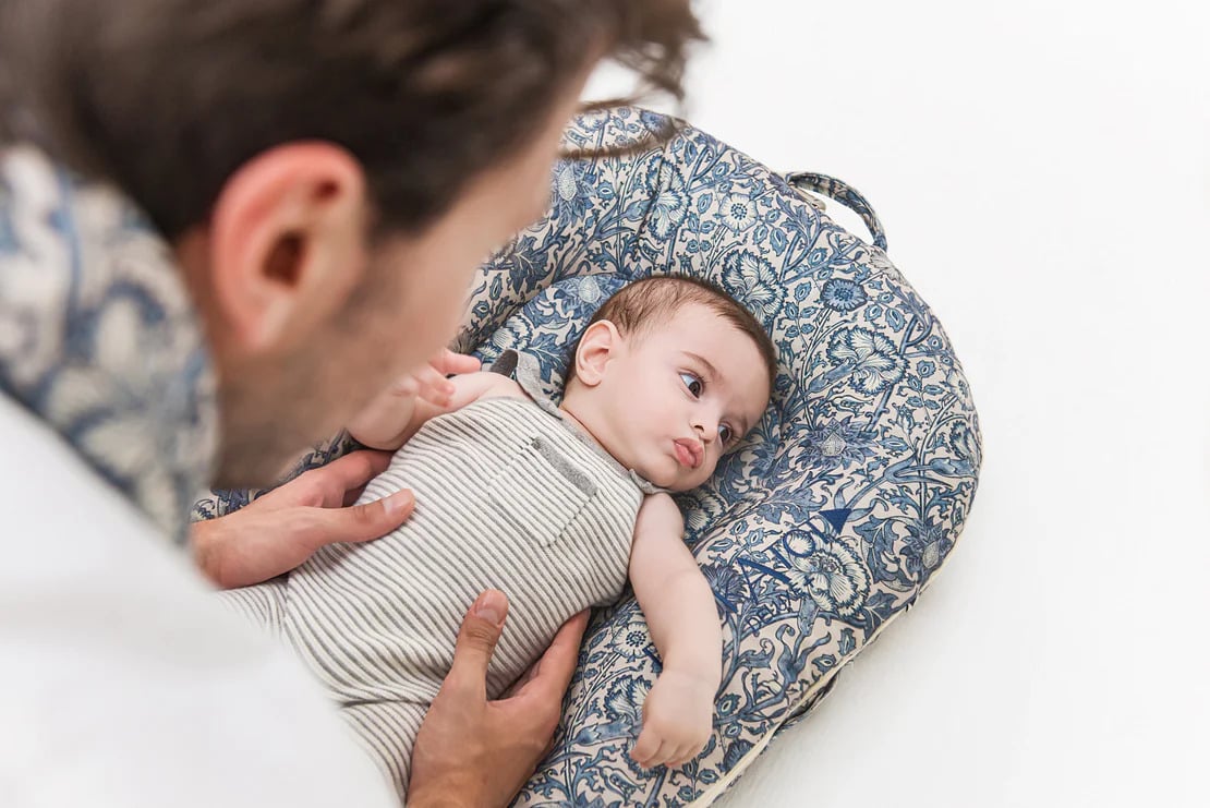 DockATot Deluxe+ Dock Pink & Rose William Morris