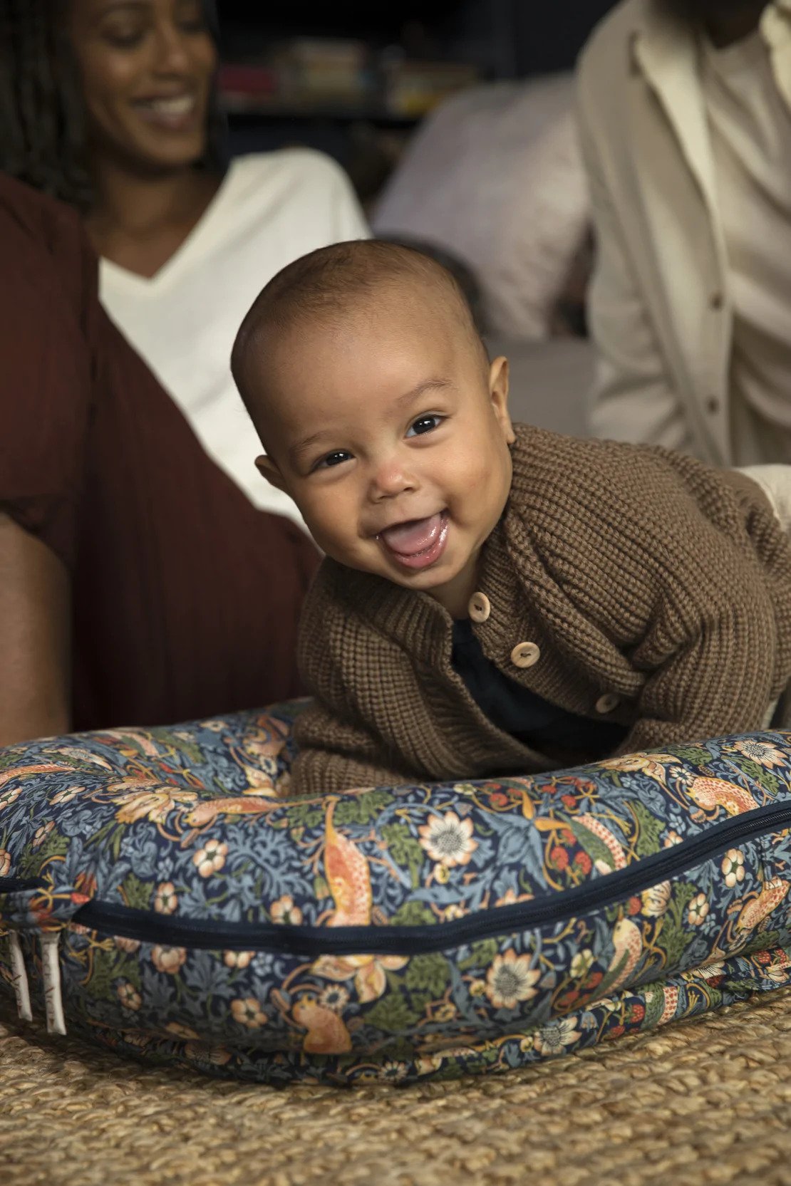 DockATot Deluxe+ Dock Strawberry Thief William Morris