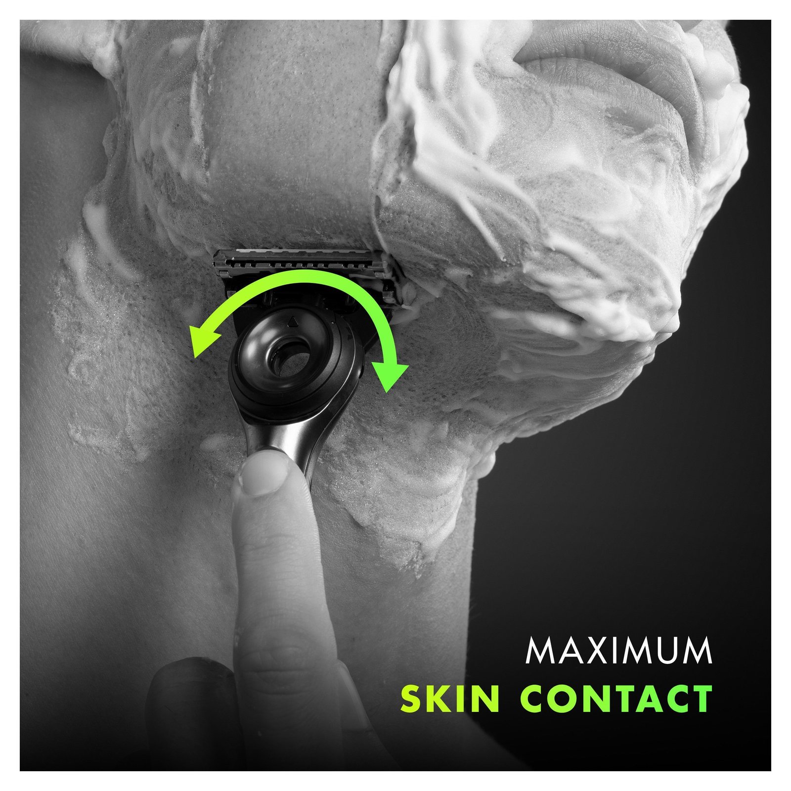 Gillette Labs Rakhyvel med exfolierande platta, magnetiskt ställ & resefodral 5 st rakblad