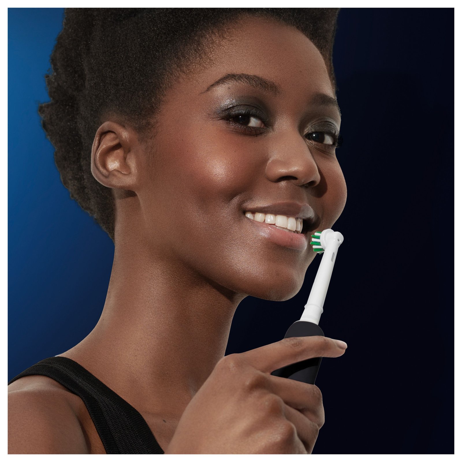 Oral-B Pro 1 Svart eltandborste, 2 huvuden