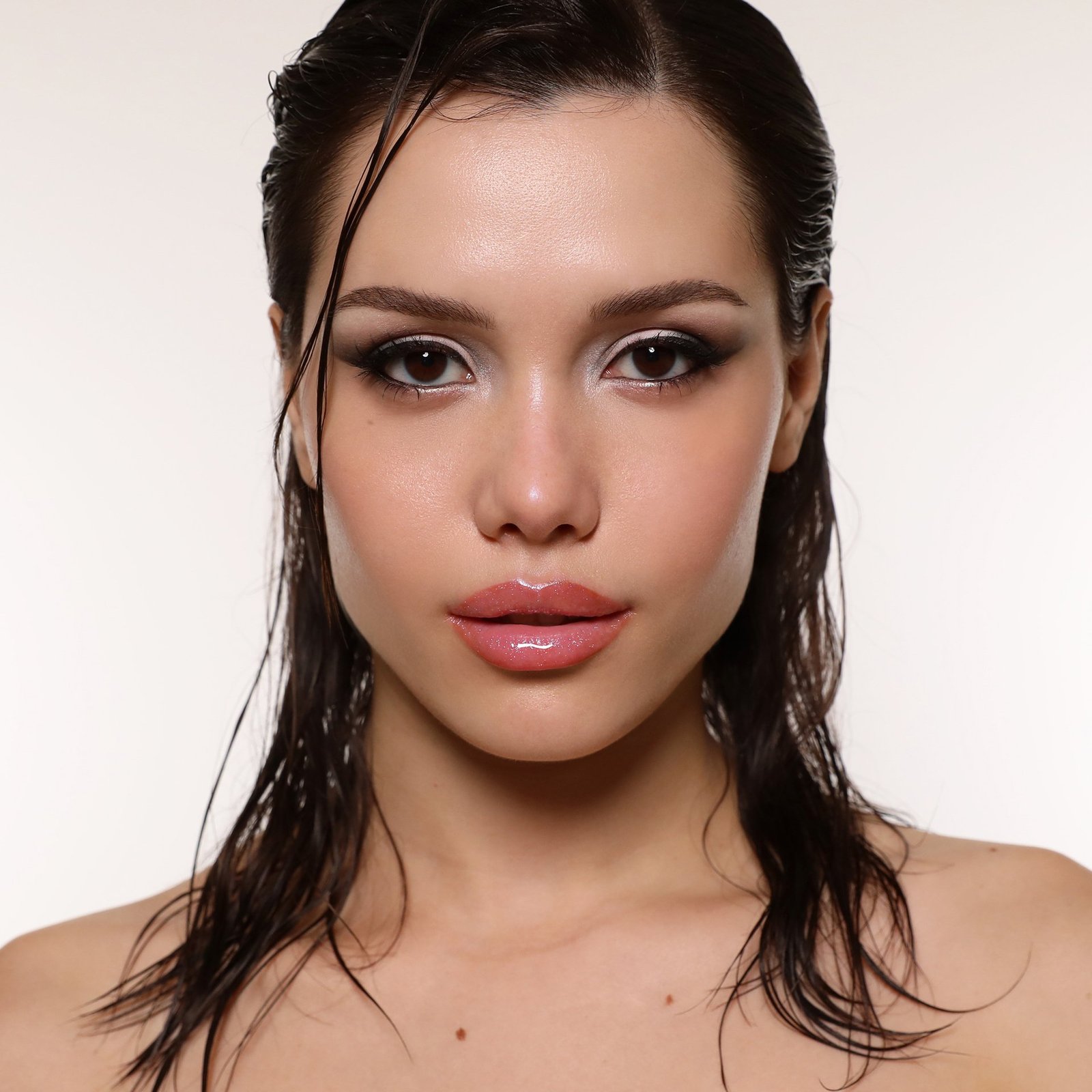 MOIRA Starshine Lip Gloss 002 Wild For You 5 ml