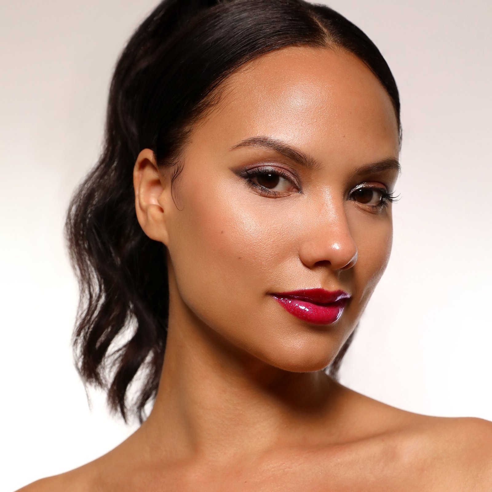 MOIRA Starshine Lip Gloss 003 Outrageous 5 ml