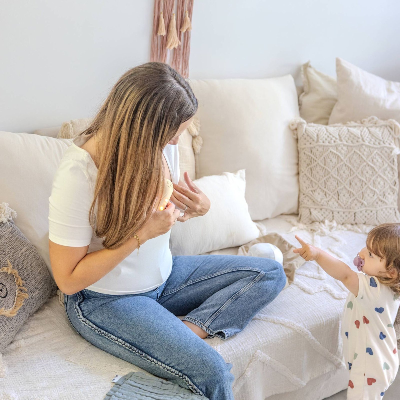 bblüv Elektrisk Massageapparat med Värme & Kyla