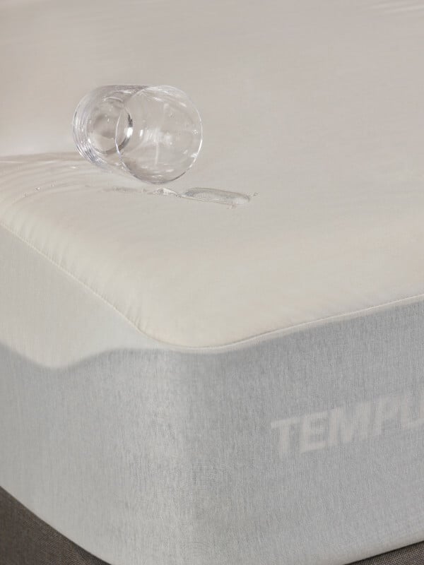 TEMPUR Bäddmadrasskydd Termoreglerande 160 x 200