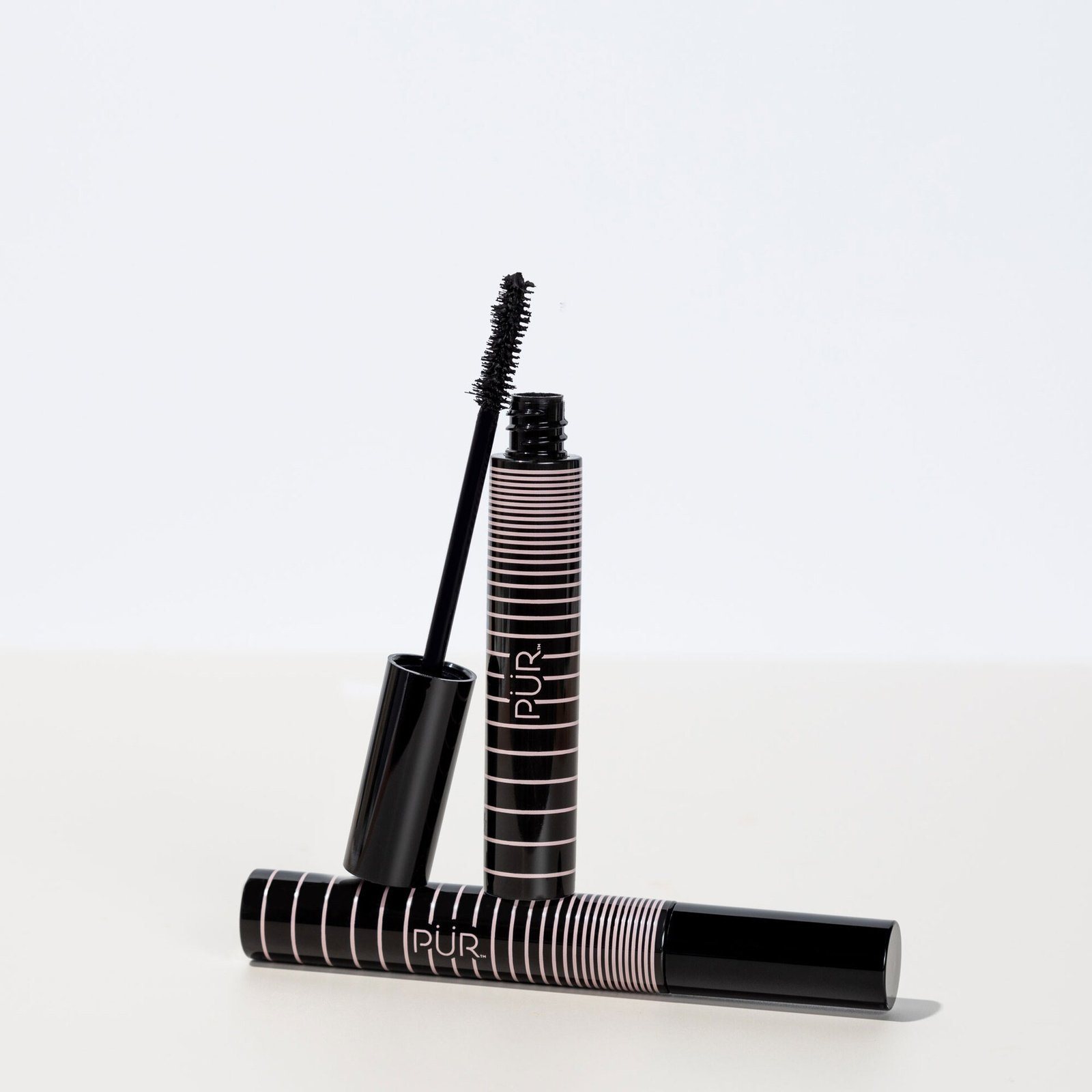 PÜR Bio Charged Plant-Powered Volumizing Mascara 12,4 ml