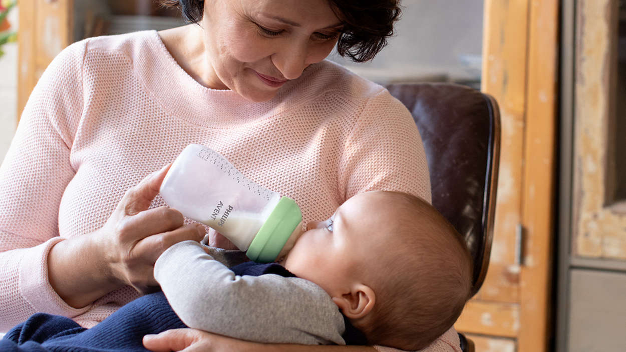 Philips Avent Natural Response Baby Bottle 1 x 260 ml 1 3-6 mån