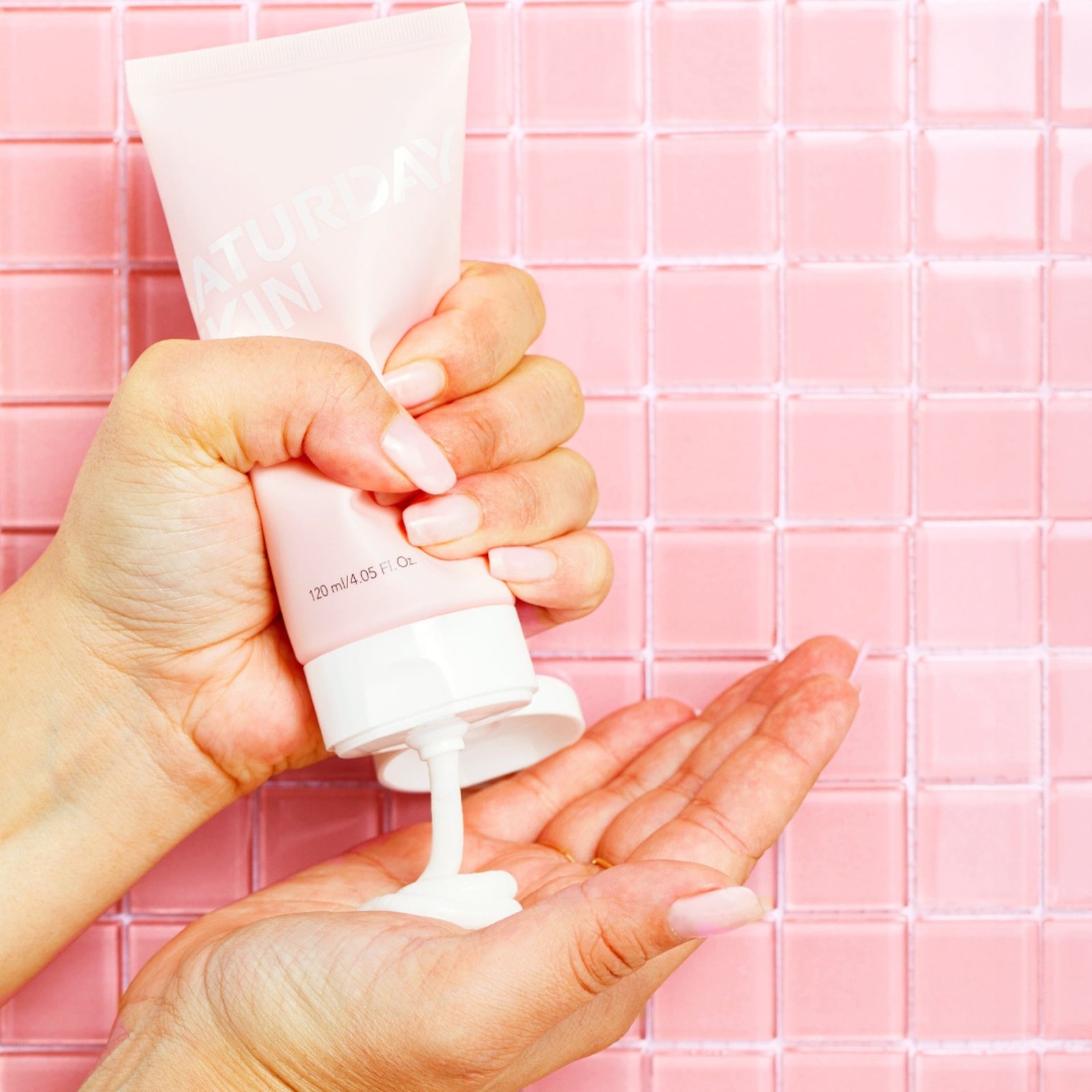 SATURDAY SKIN Rise + Shine Gentle Cleanser 120 ml
