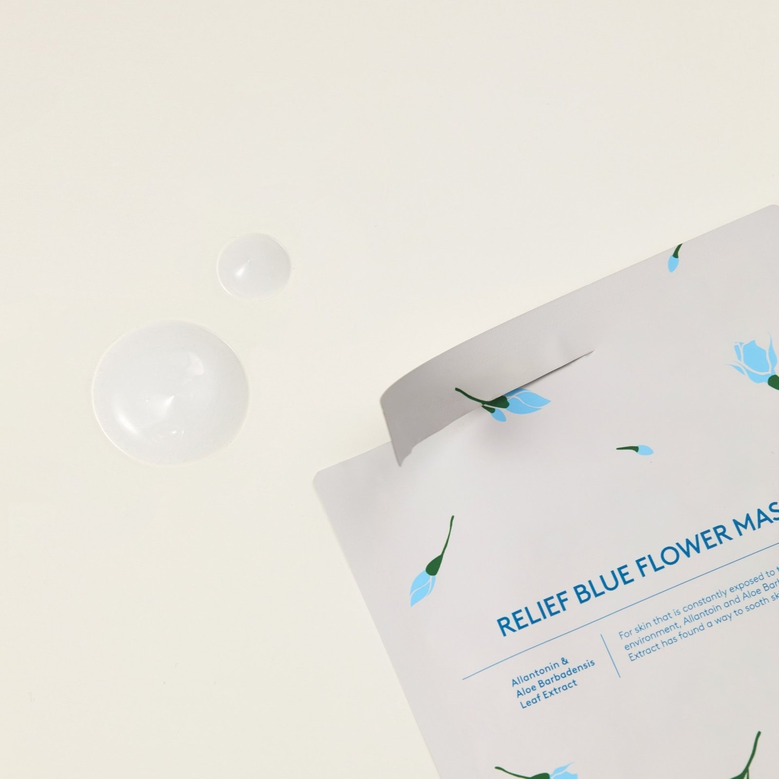 Hyggee Blue Flower Relief Flower Mask 35ml