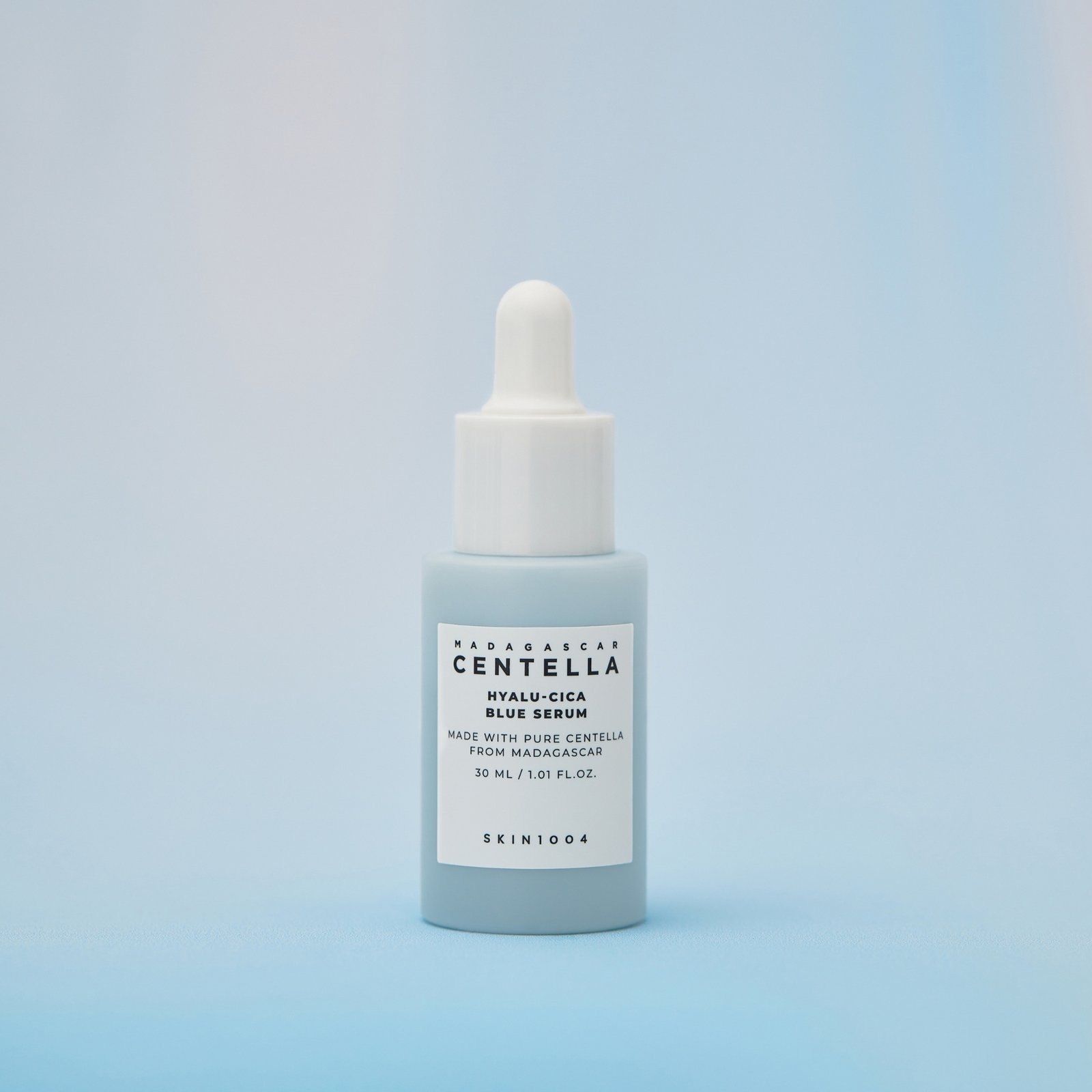 SKIN1004 Madagascar Centella Hyalu-Cica Blue Serum 30 ml
