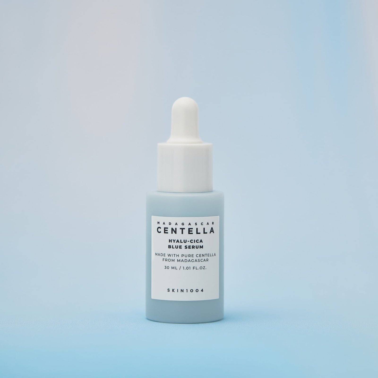 SKIN1004 Madagascar Centella Hyalu-Cica Blue Serum 30 ml