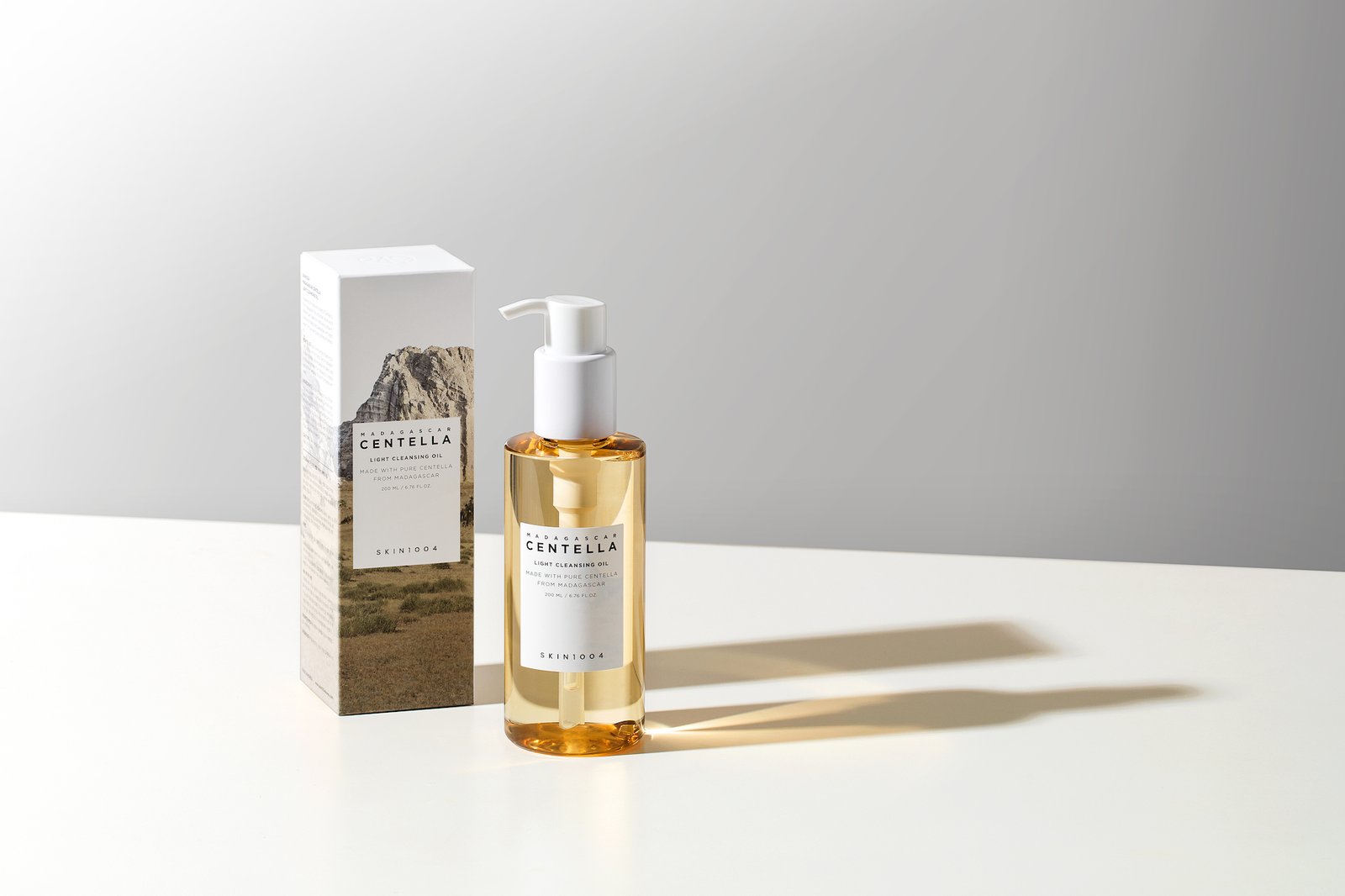 SKIN1004 Madagascar Centella Light Cleansing Oil 200ml
