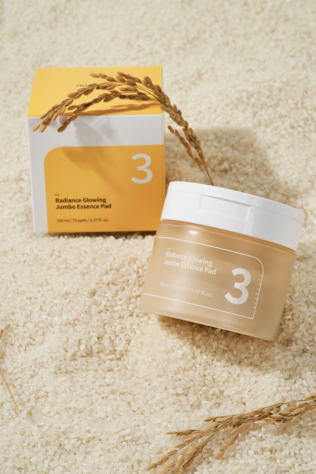 Numbuzin No.3 Radiance Glowing Jumbo Essence Pad 70 pads