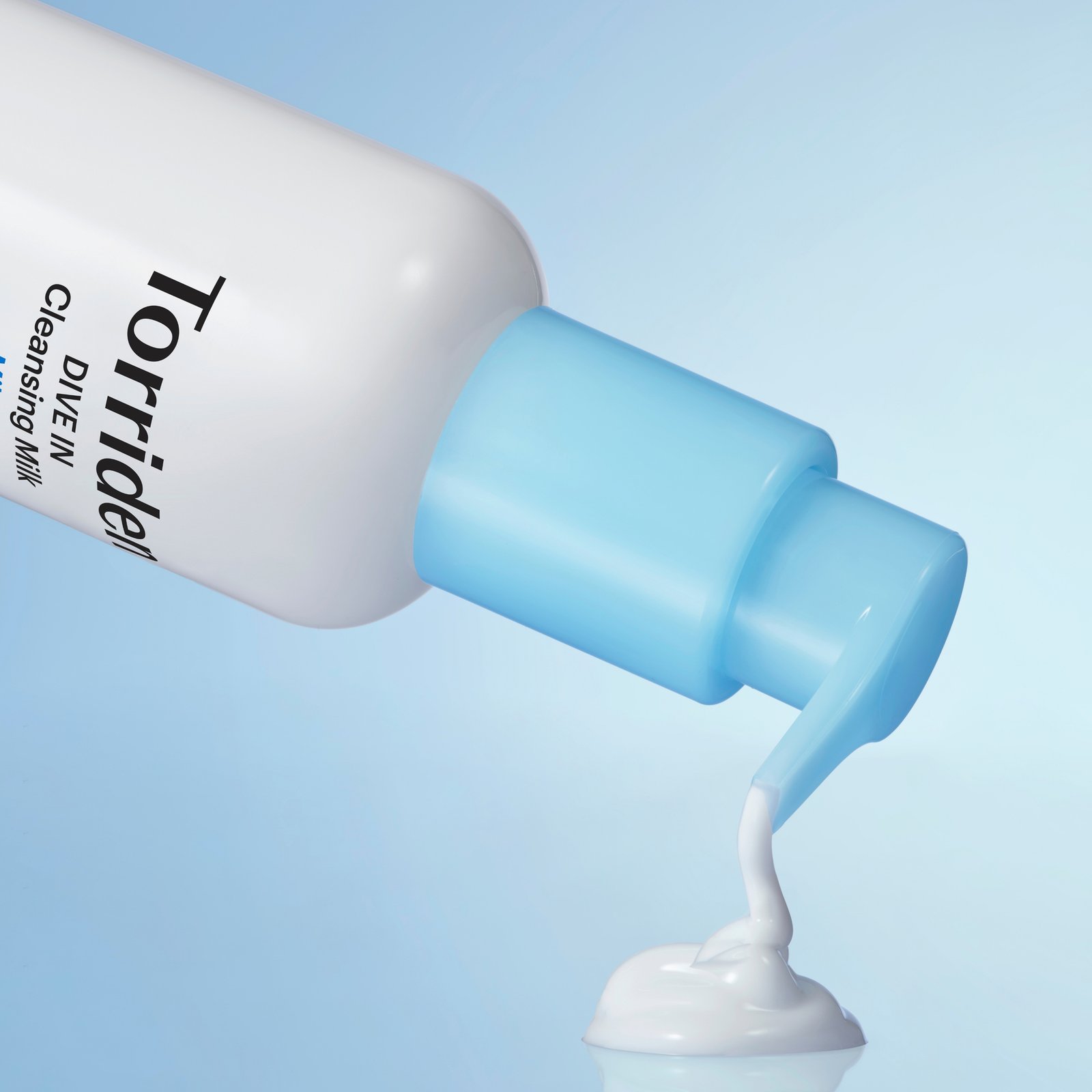 Torriden DIVE IN Low Molecular Hyaluronic Acid Cleansing Milk 200 ml