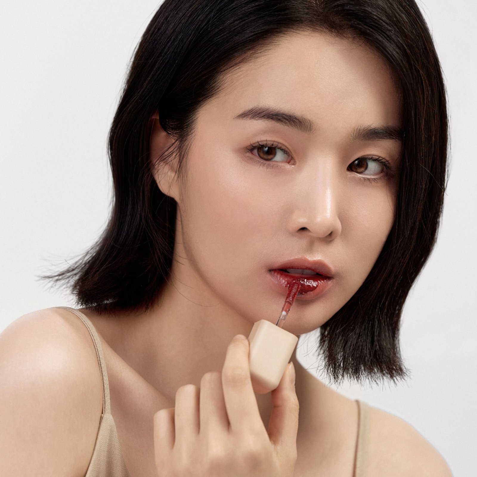 House of Hur Glowy Ampoule Tint 02 Brown Red 4,5 g
