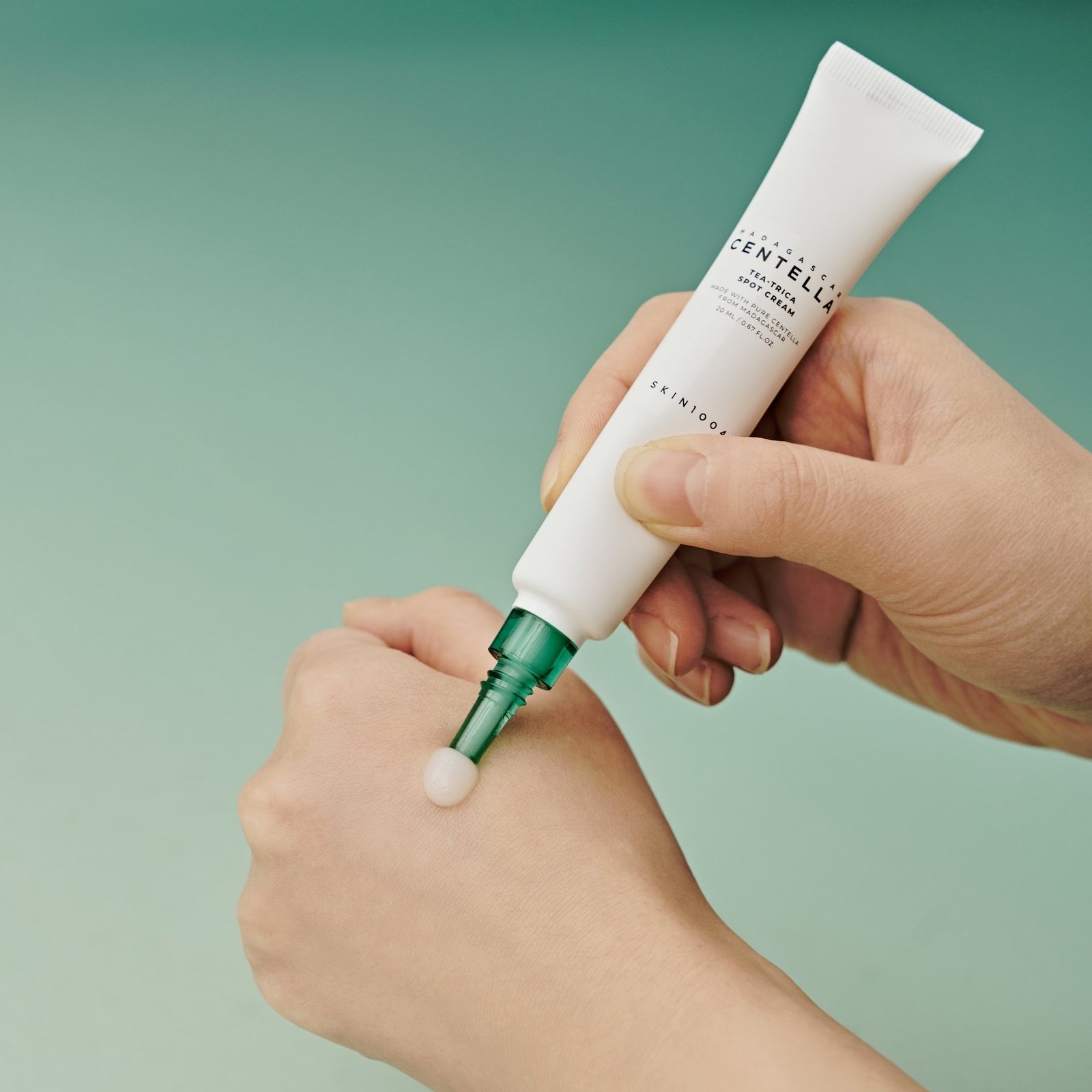 SKIN1004 Madagascar Centella Tea-Trica Spot Cream 20 ml