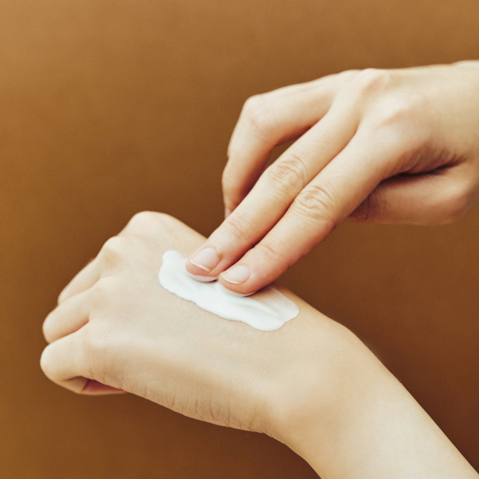 SKIN1004 Madagascar Centella Probio-Cica Glow Sun Ampoule 50 ml