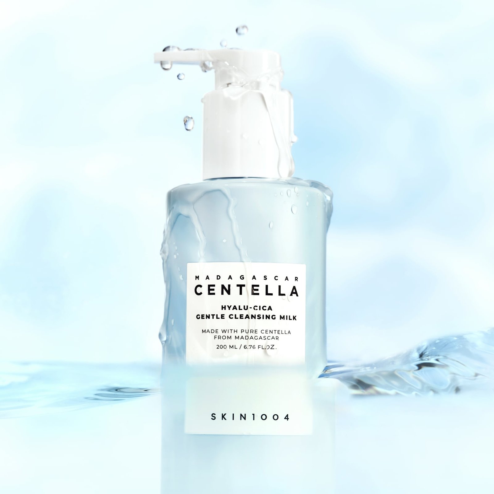 SKIN1004 Madagascar Centella Hyalu-Cica Gentle Cleansing Milk 200 ml