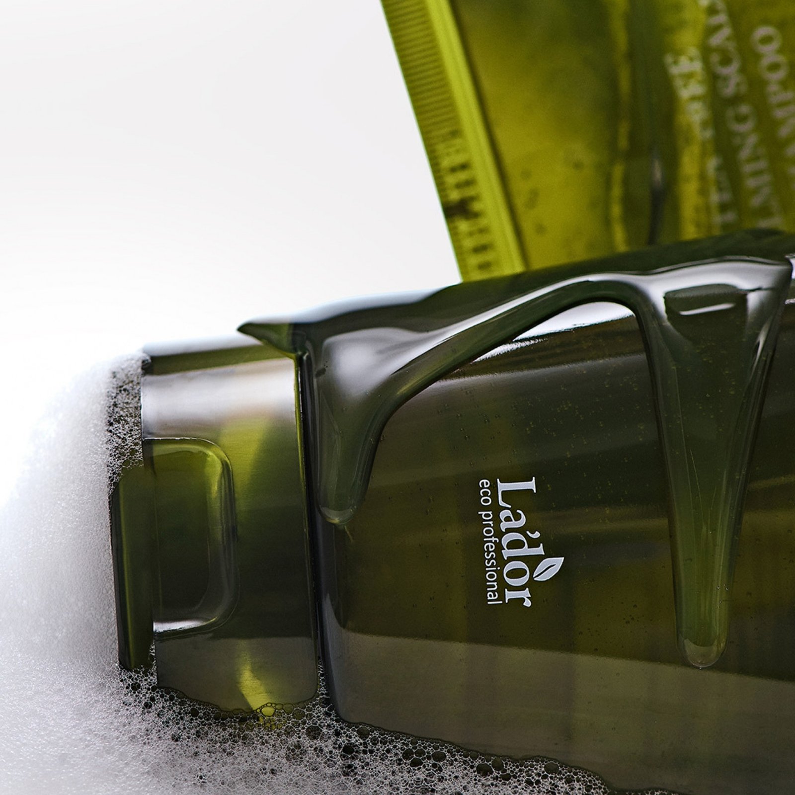 LA'DOR Tea Tree Calming Scalp Shampoo 330 ml