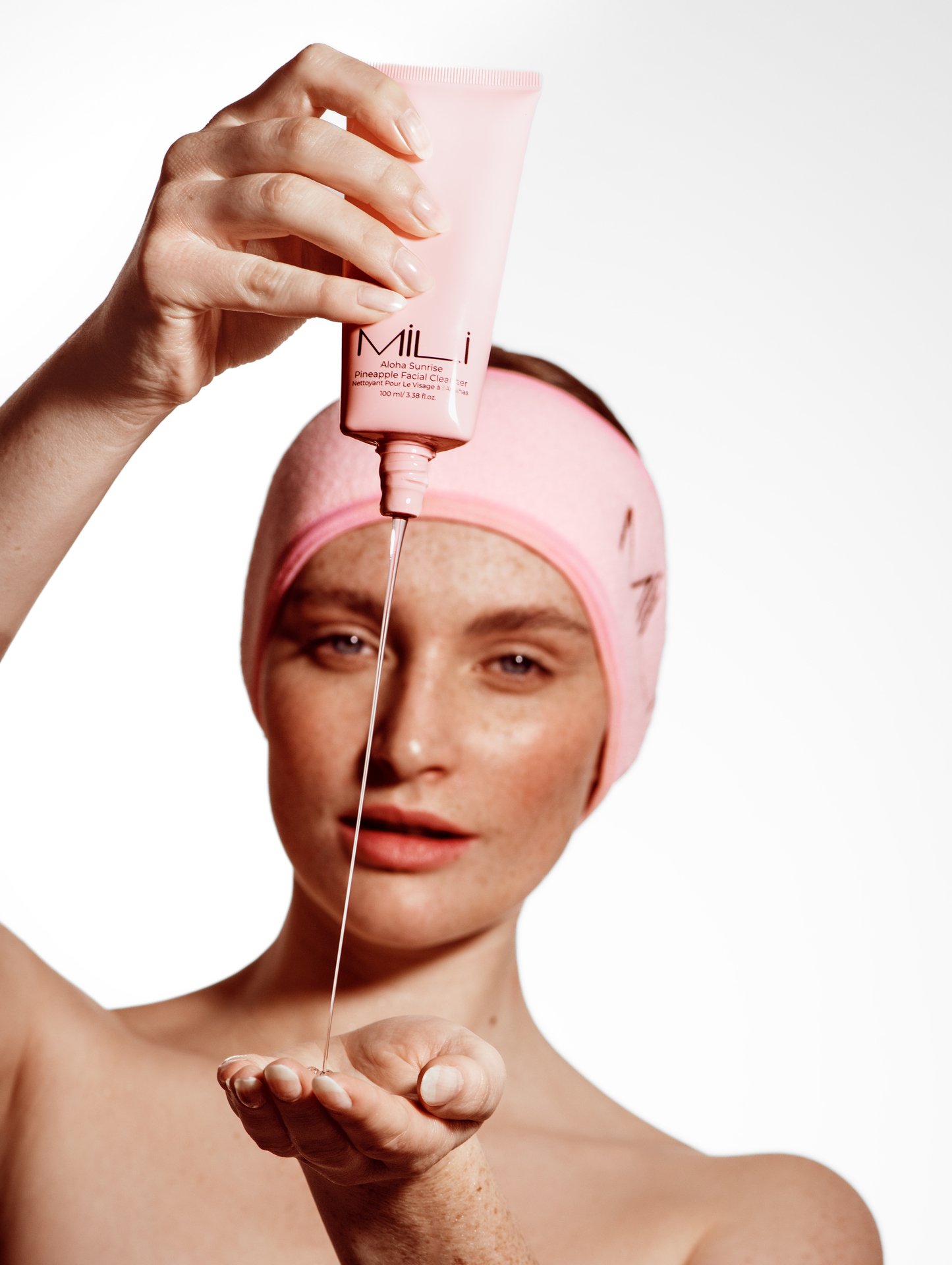 MILI Cosmetics Aloha Sunrise Pineapple Facial Cleanser 100 ml