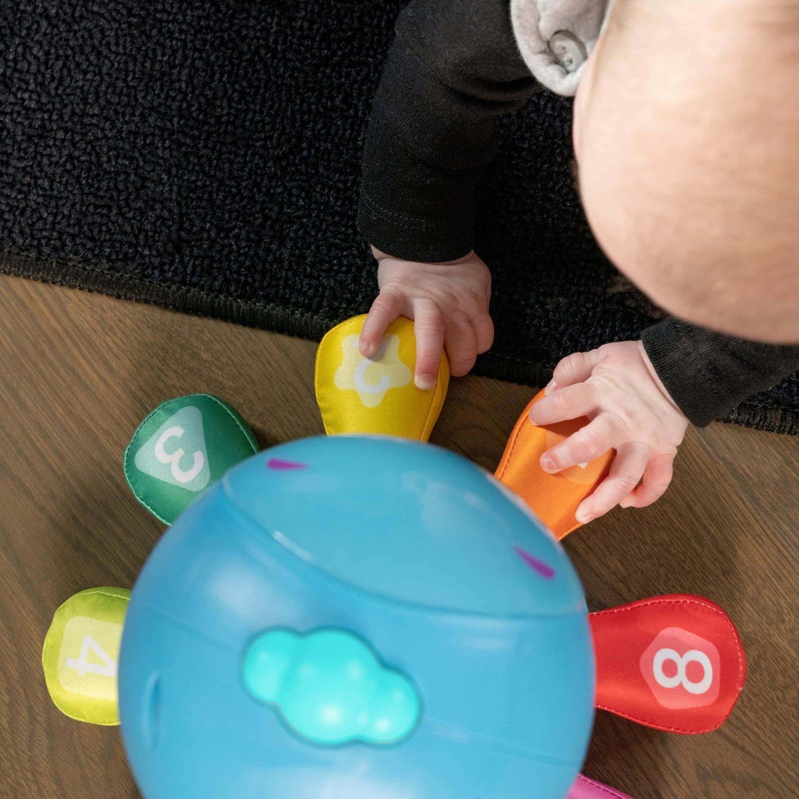 Baby Einstein 4-i-1 Kryp och jaga-leksak Go Opus Go™