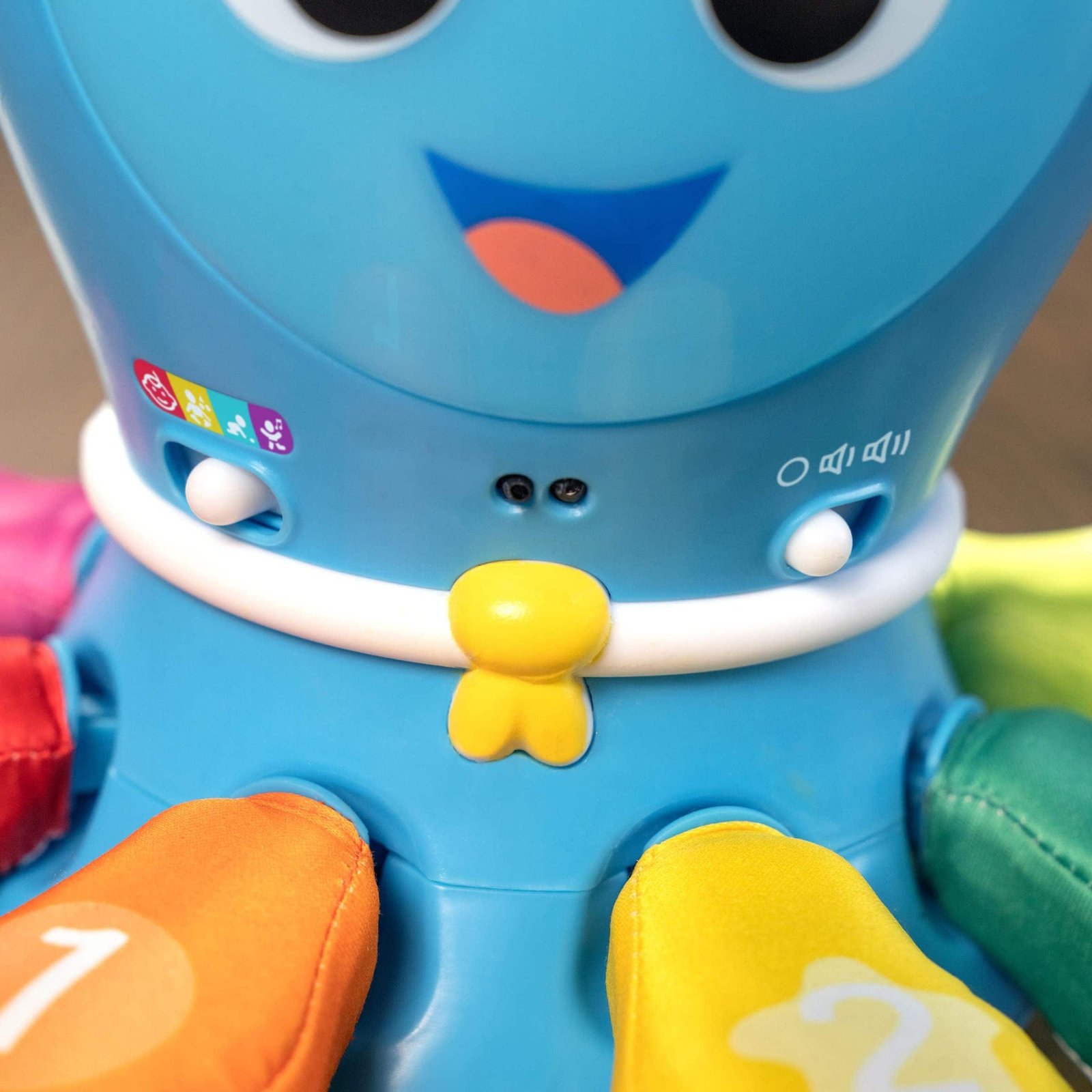 Baby Einstein 4-i-1 Kryp och jaga-leksak Go Opus Go™