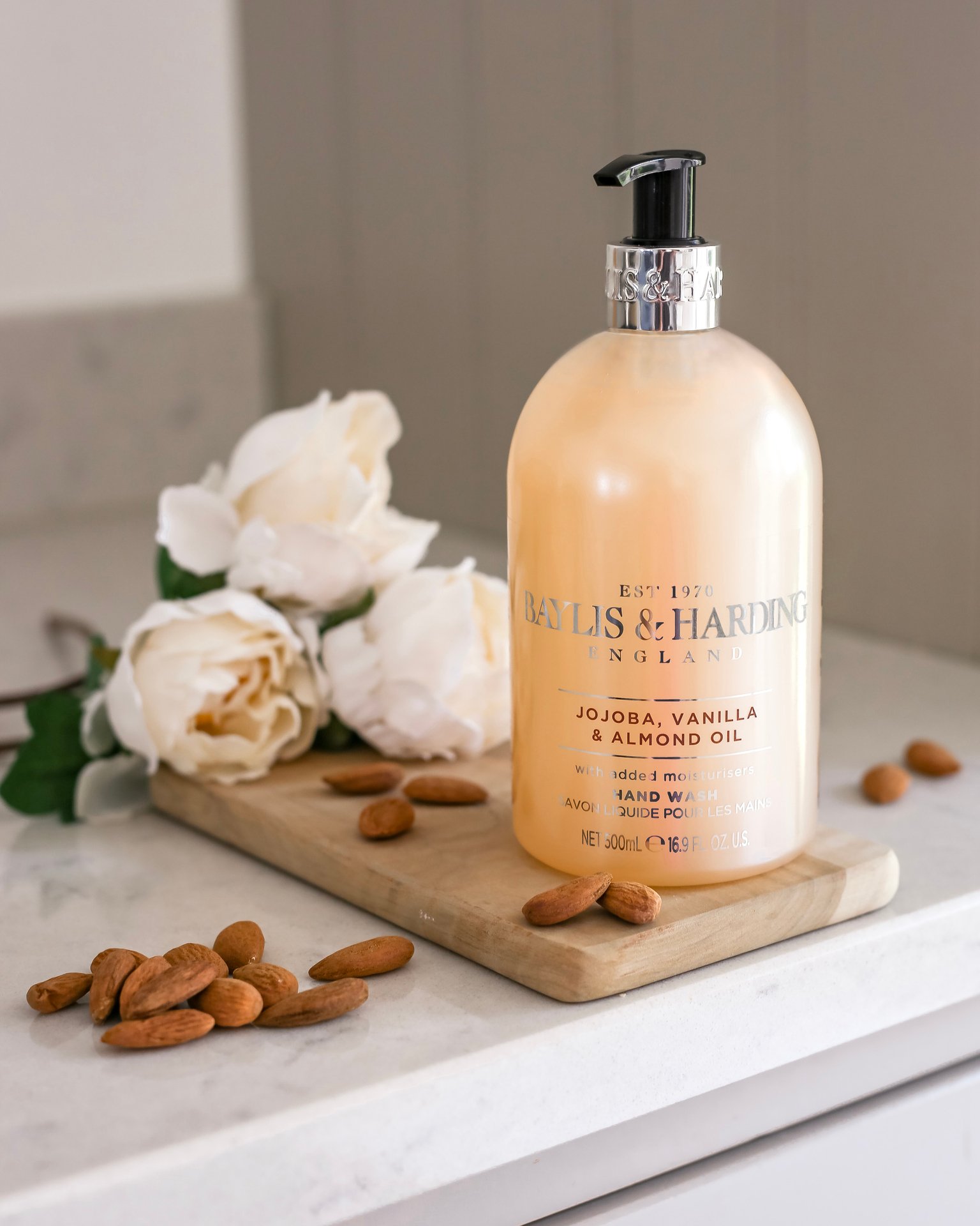 Baylis & Harding Signature Jojoba, Silk & Almond Hand Wash 500 ml