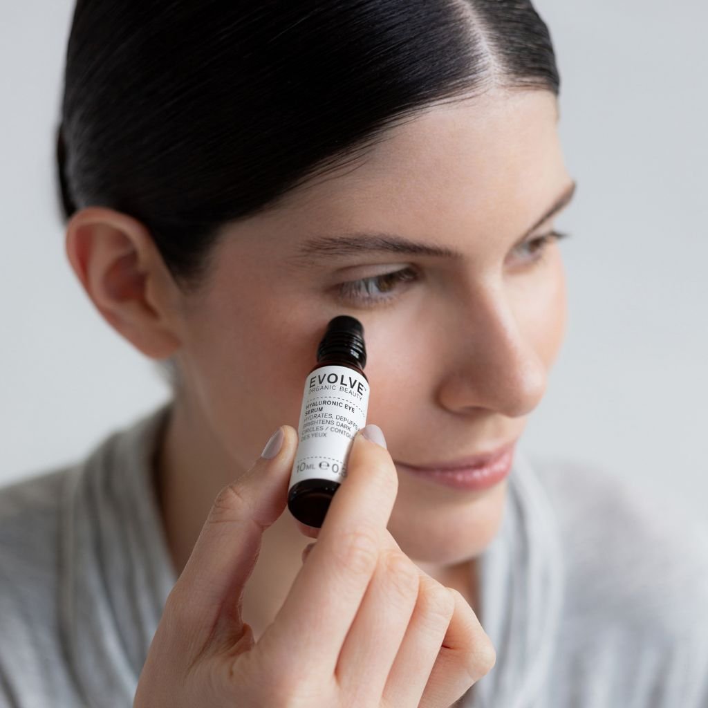 Evolve Organic Beauty Hyaluronic Eye Serum 10 ml