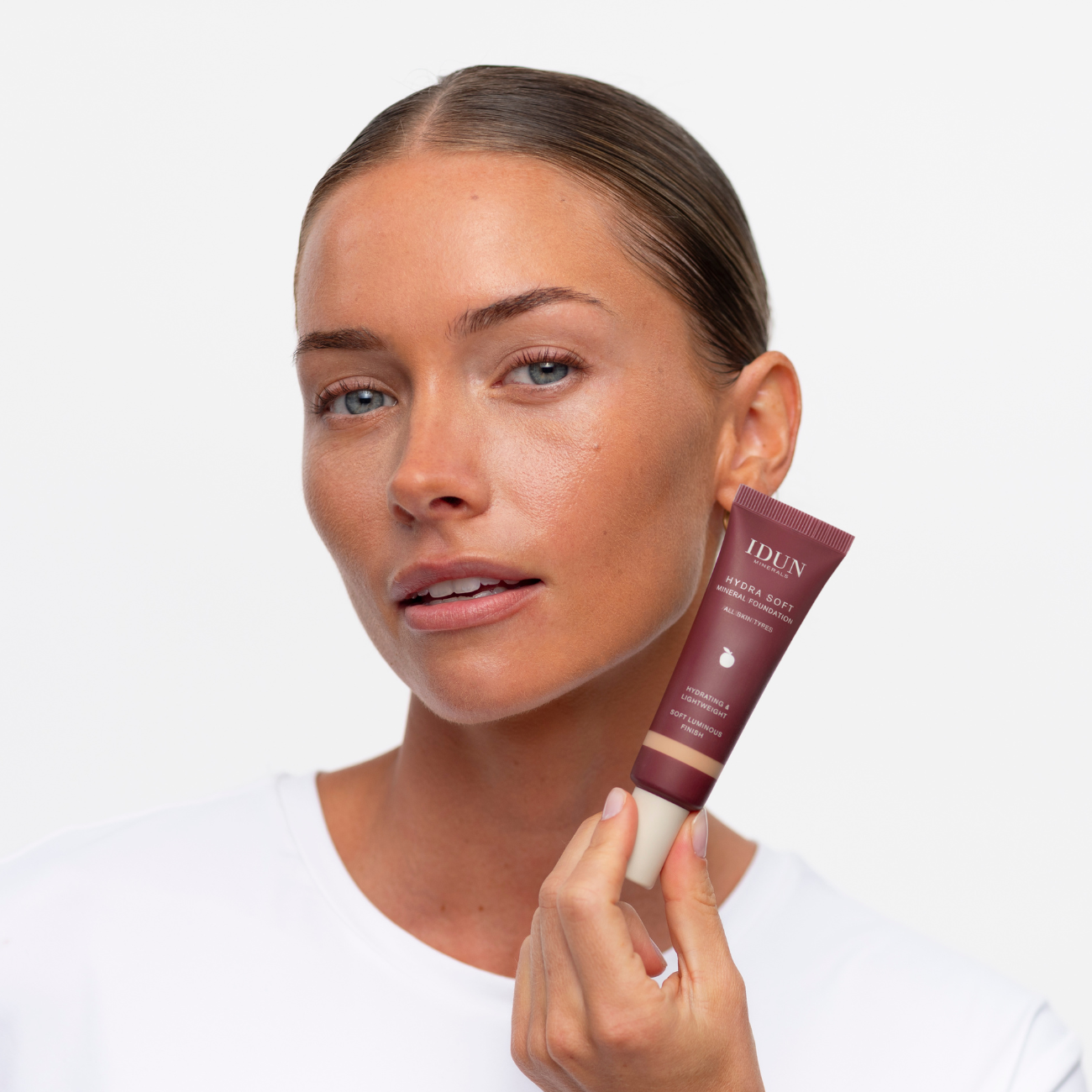 IDUN Minerals Hydra Soft Mineral Foundation Svea