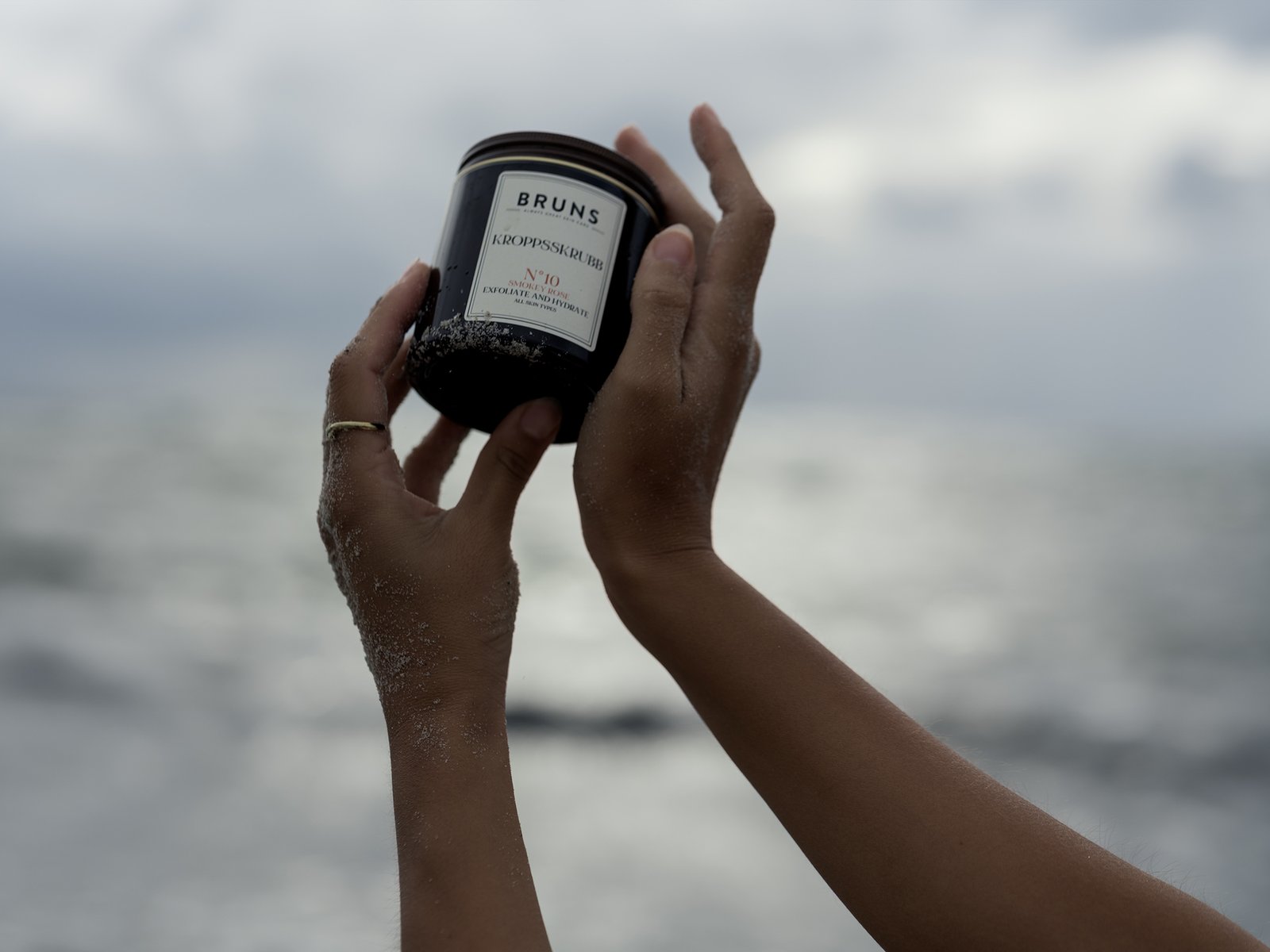 BRUNS Kroppsskrubb Nº10 Smokey Rose 250 ml