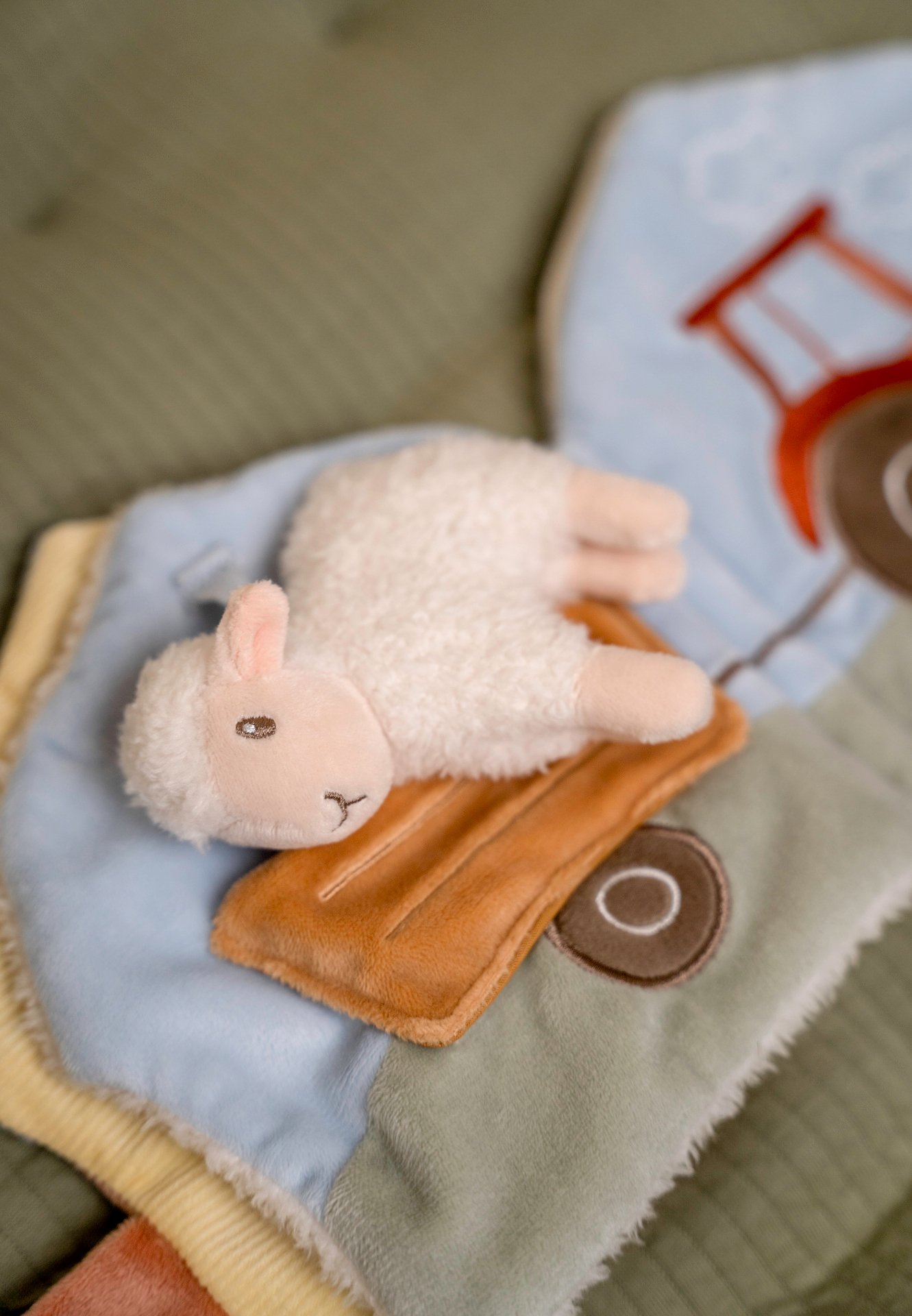 Little Dutch Aktivitetsbok Little Farm