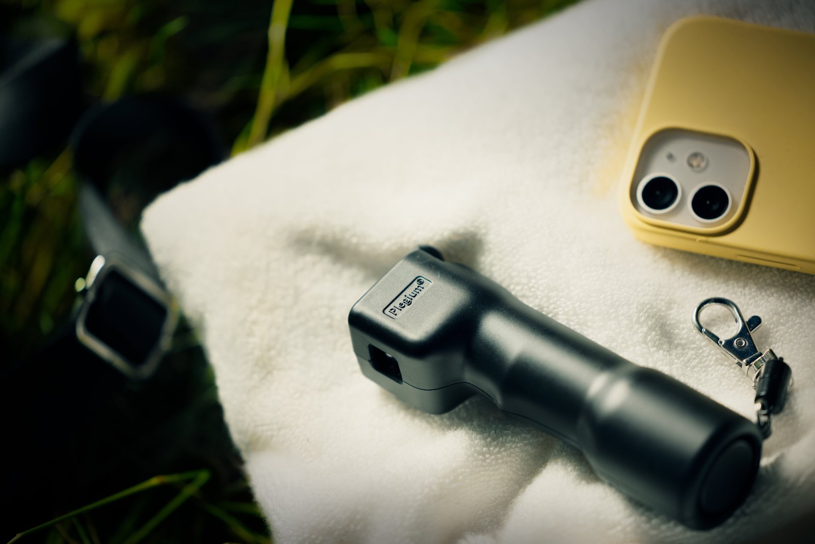 Plegium Smart Försvarsspray Svart