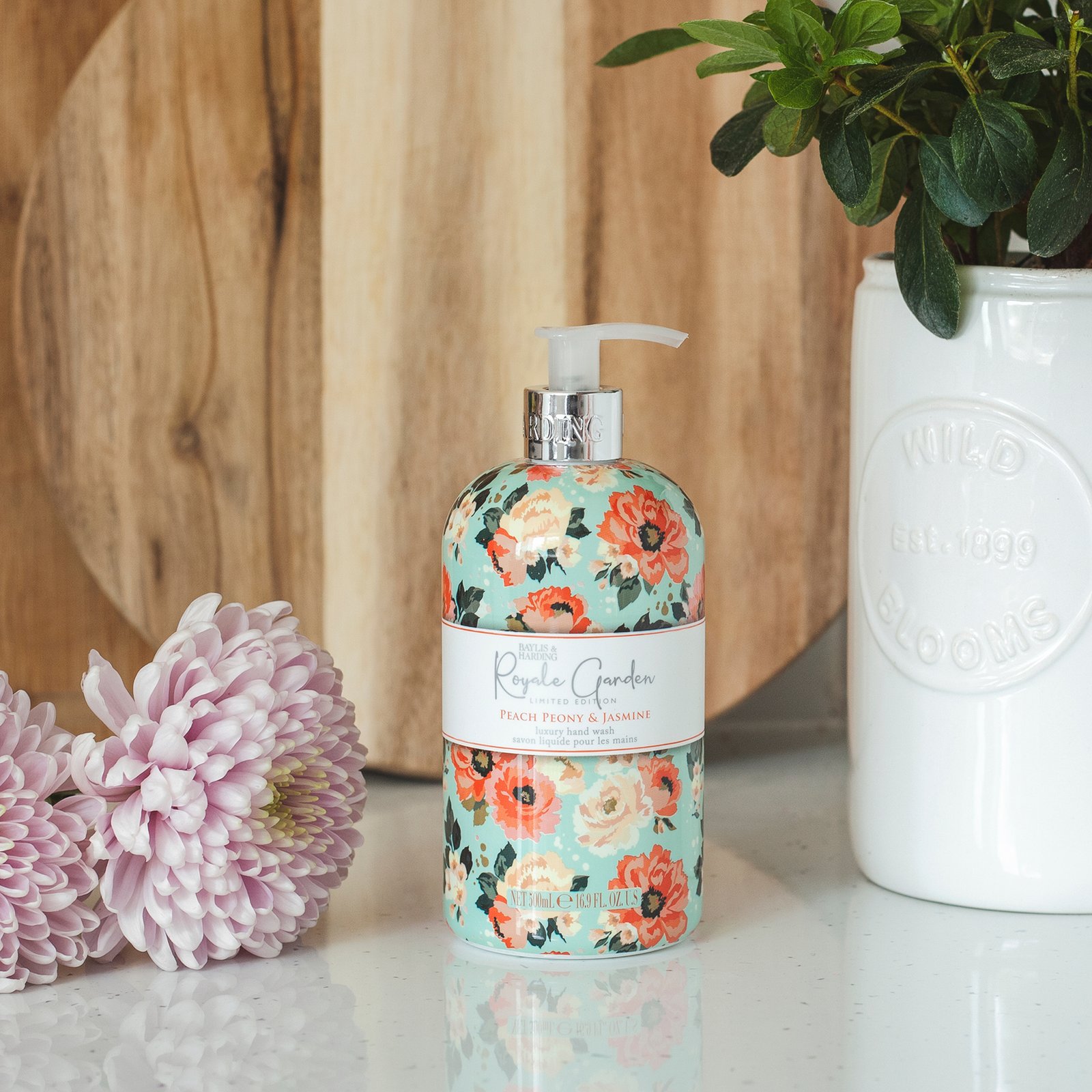 Baylis & Harding Royale Garden Peach Peony & Jasmine Hand Wash 500 ml