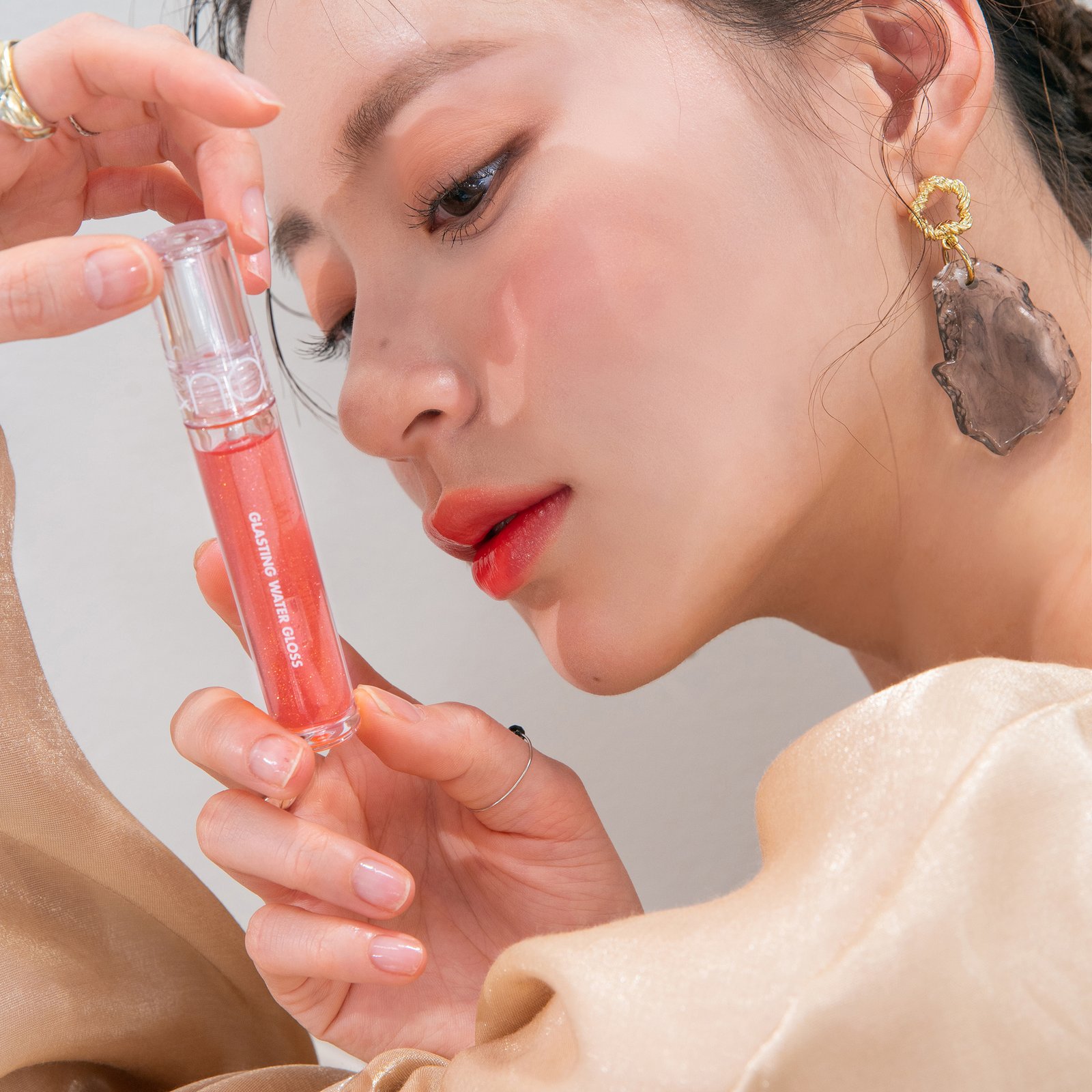 Rom&nd Glasting Water Gloss 01 Sanho Crush