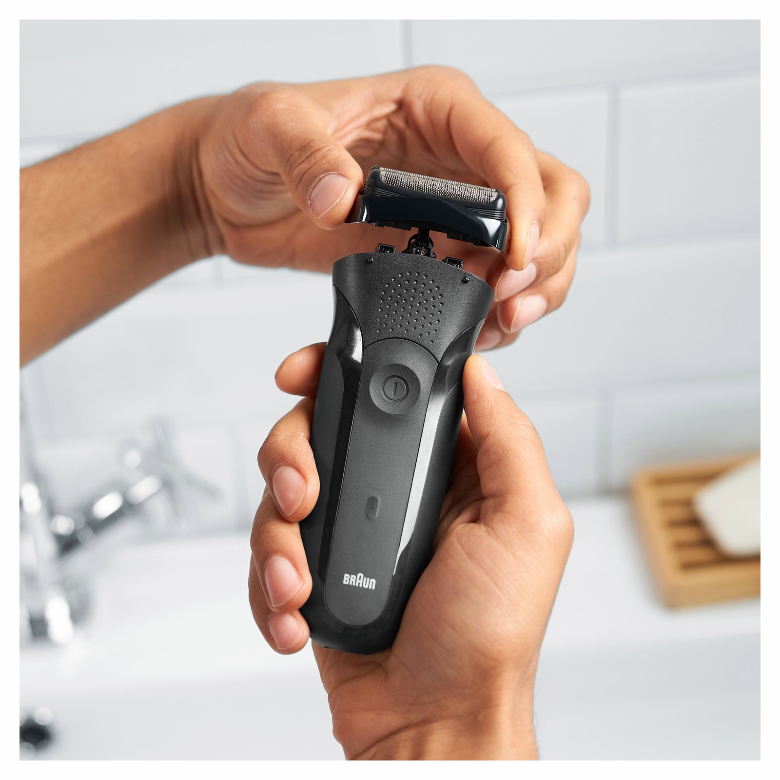 Braun Series 3 Byteskassett till elektriskt rakapparatshuvud 21B Svart