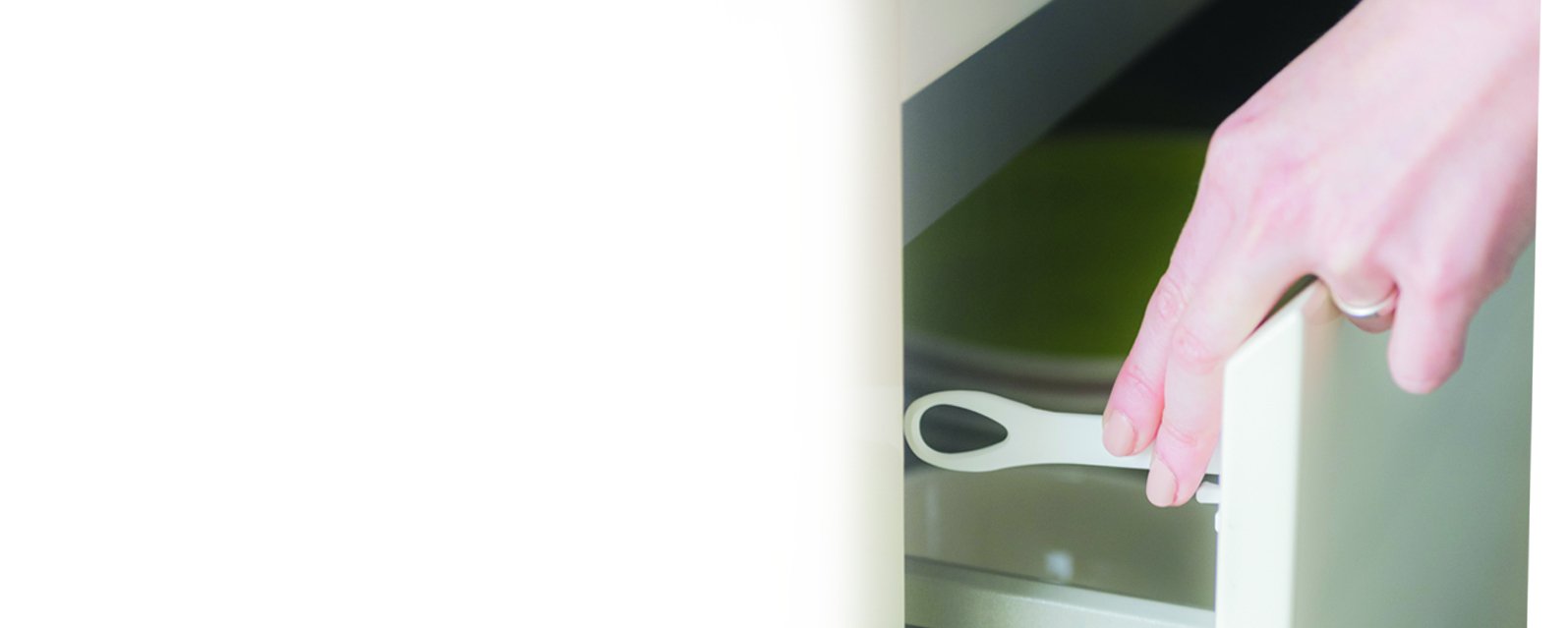 Safe & Care SureCatch Självhäftande Nedre Lådlås SC801 Vit