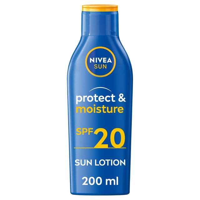 NIVEA SUN Protect & Moisture SPF20 Sun Lotion 200 ml