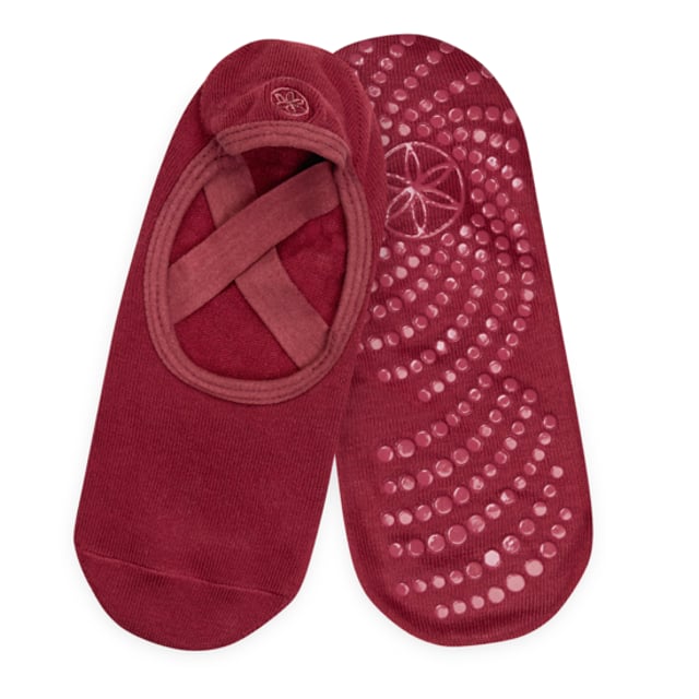 Gaiam Grippy Yoga Barre Socks Cherry | Träning - Yoga | Apoteka