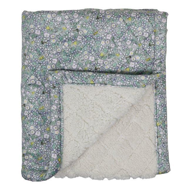 Rätt Start, Elsa Beskow Blomsterfesten Quiltad Filt 1st | Baby, barn & förälder - Babyfiltar | Apoteka